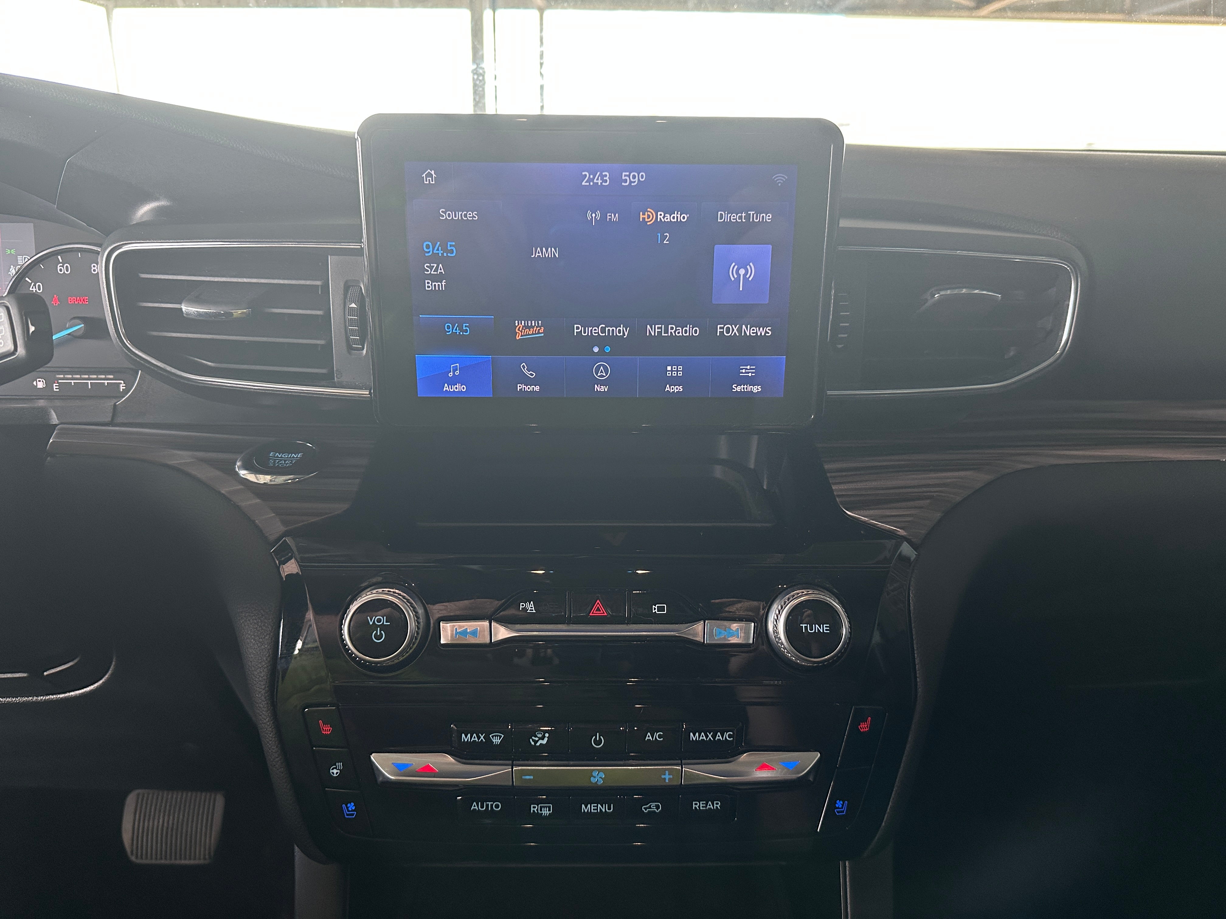 2022 Ford Explorer Limited 3