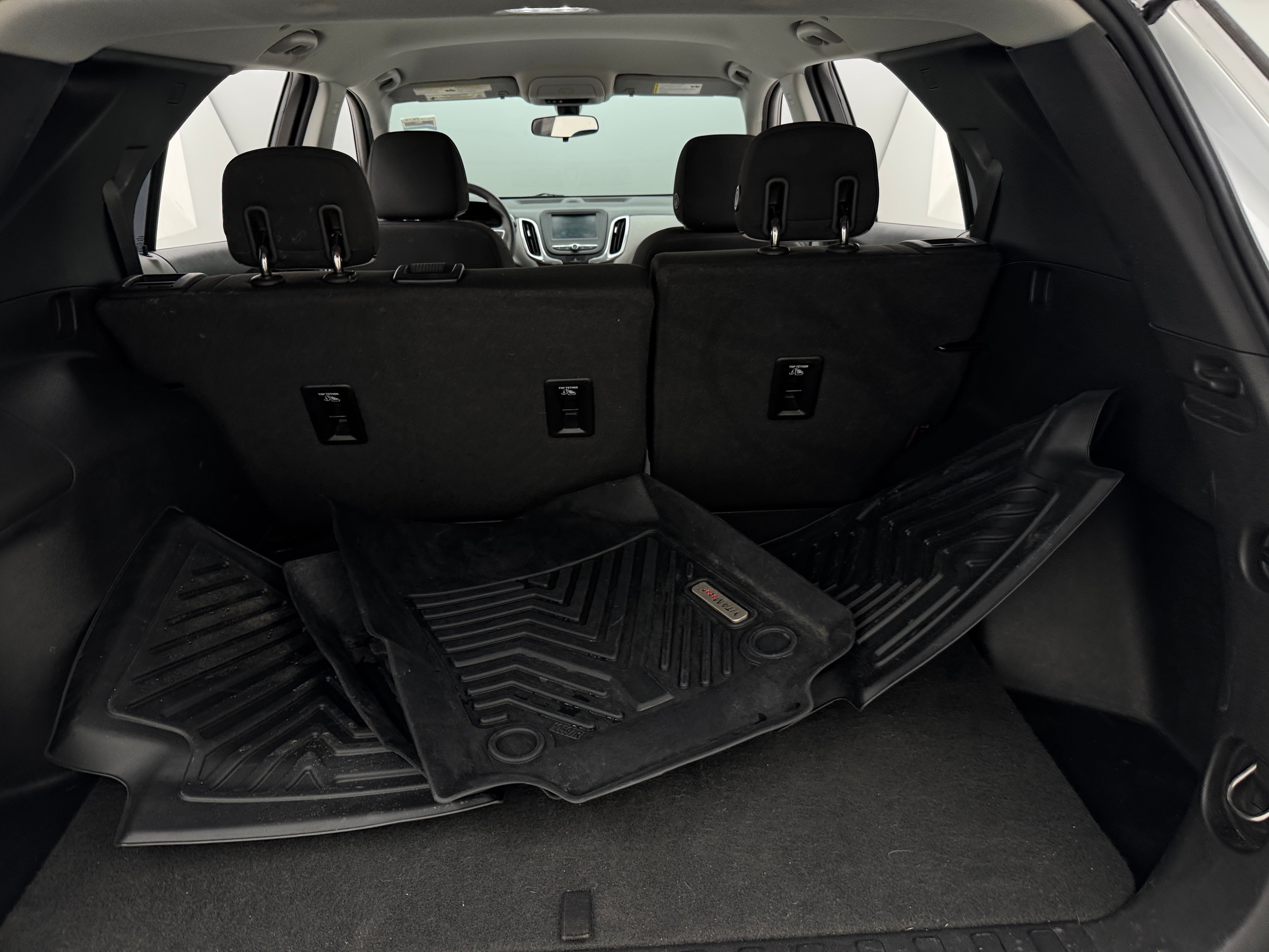 2018 Chevrolet Equinox LS 7
