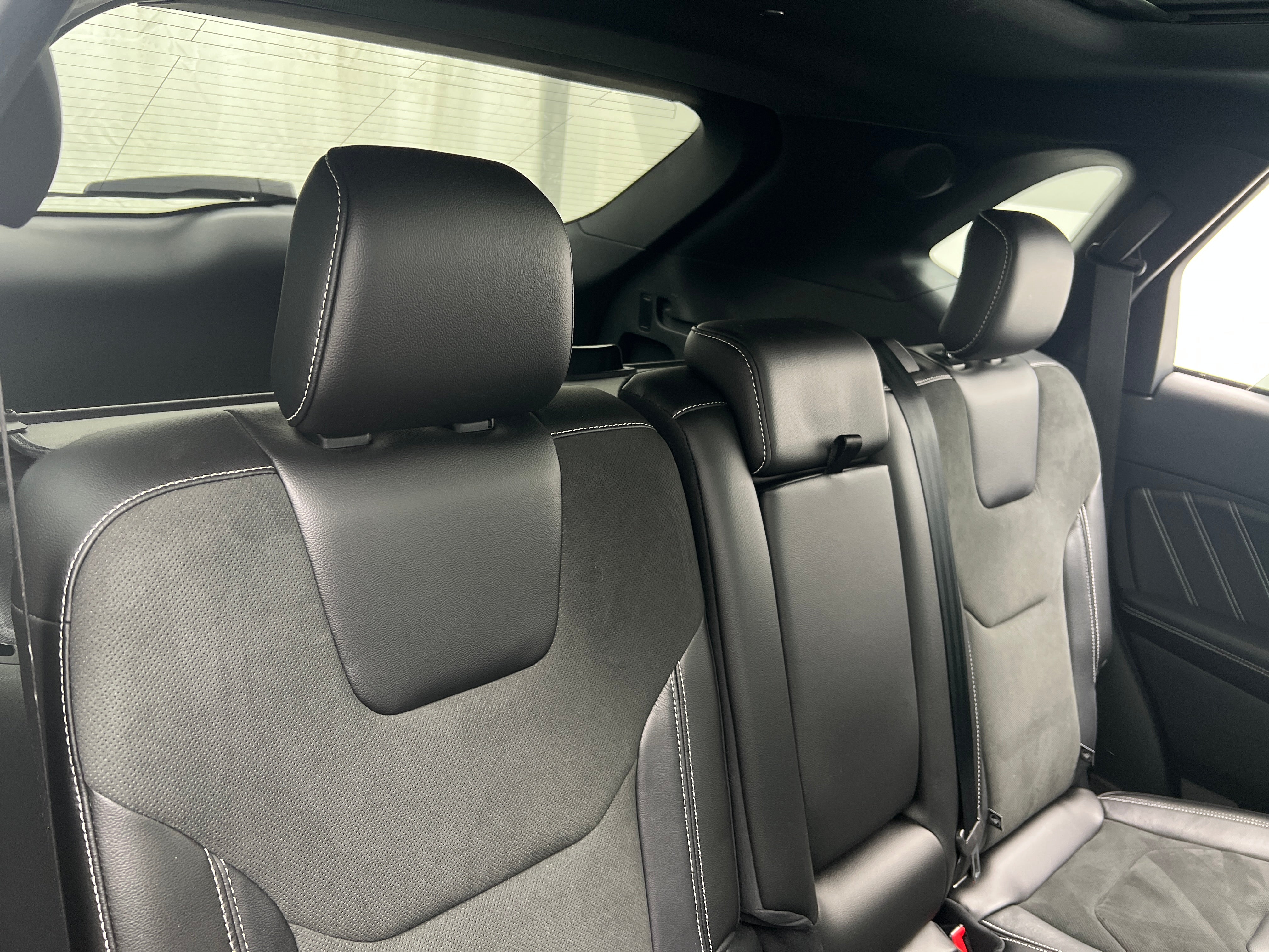 2021 Ford Edge ST 5