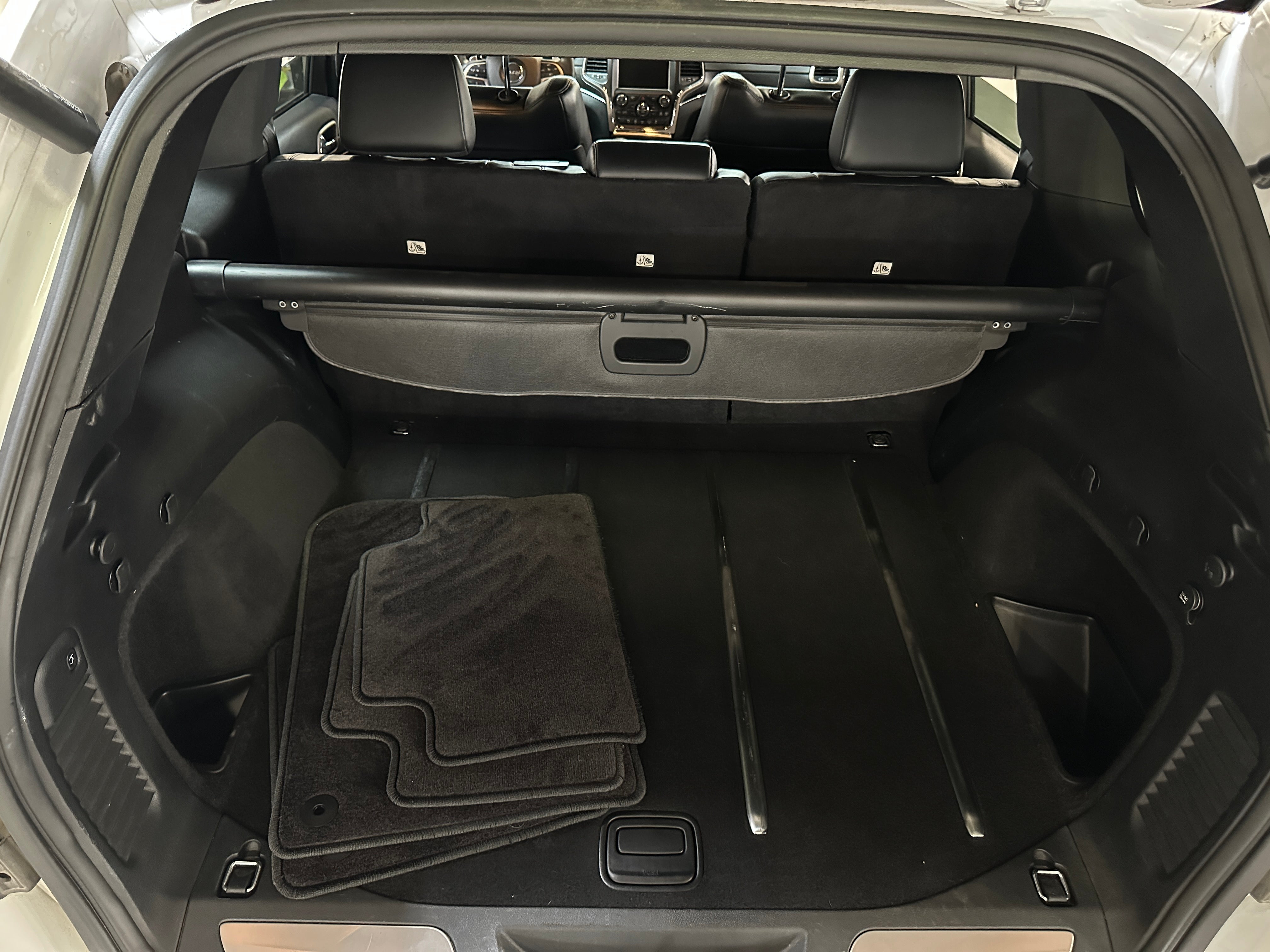 2016 Jeep Grand Cherokee Limited Edition 6