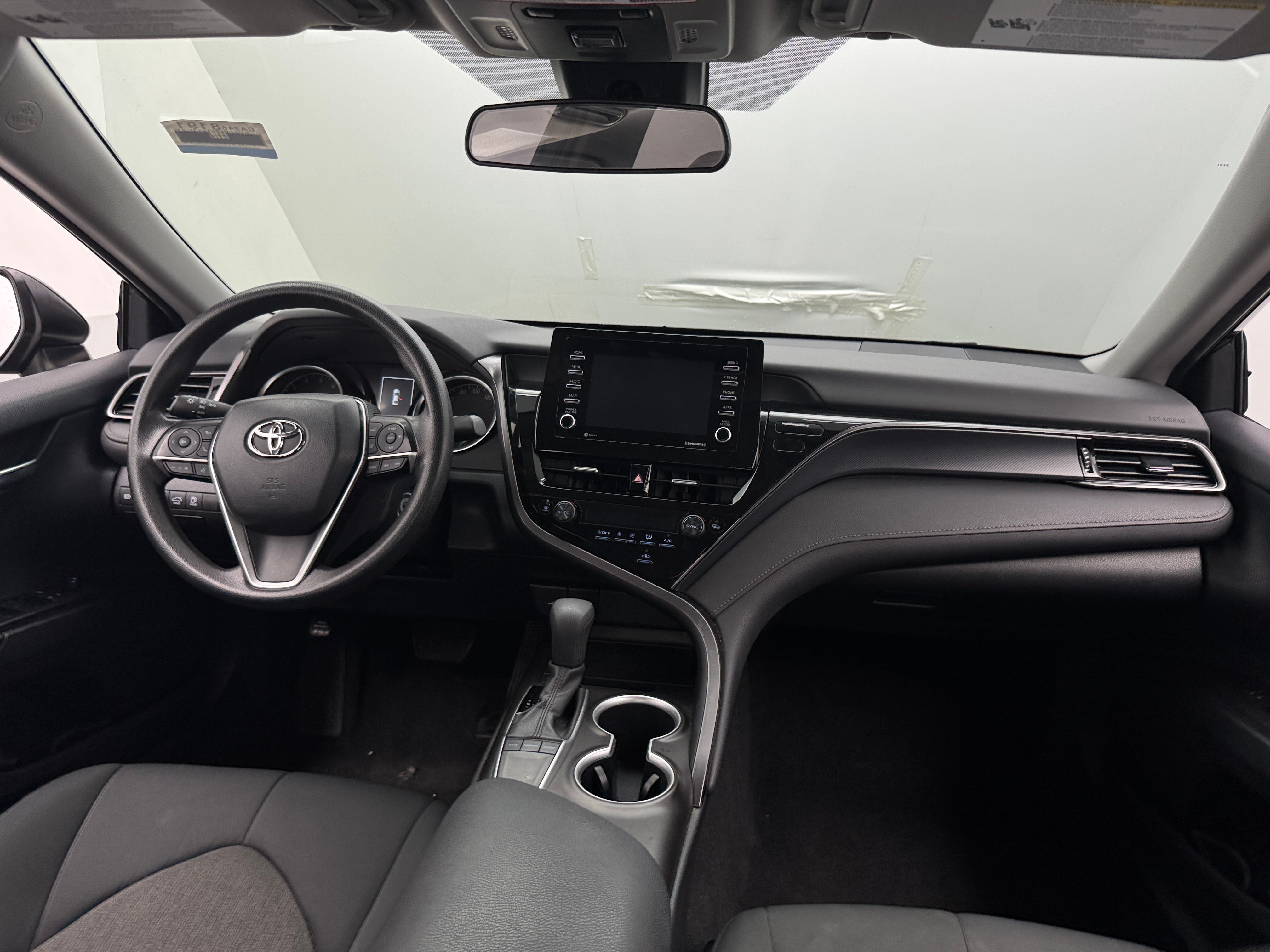 2023 Toyota Camry LE 3