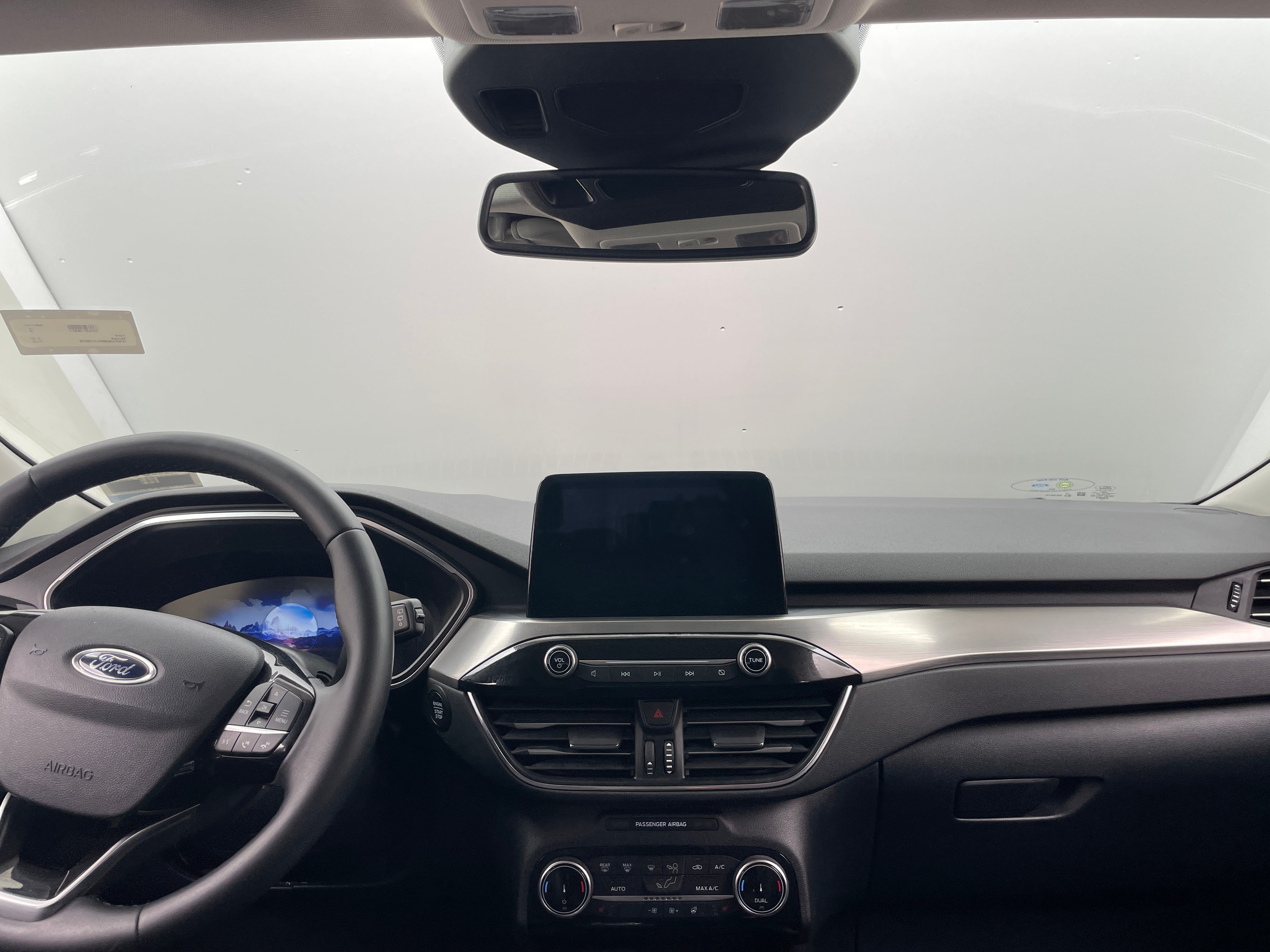 2022 Ford Escape Titanium 2