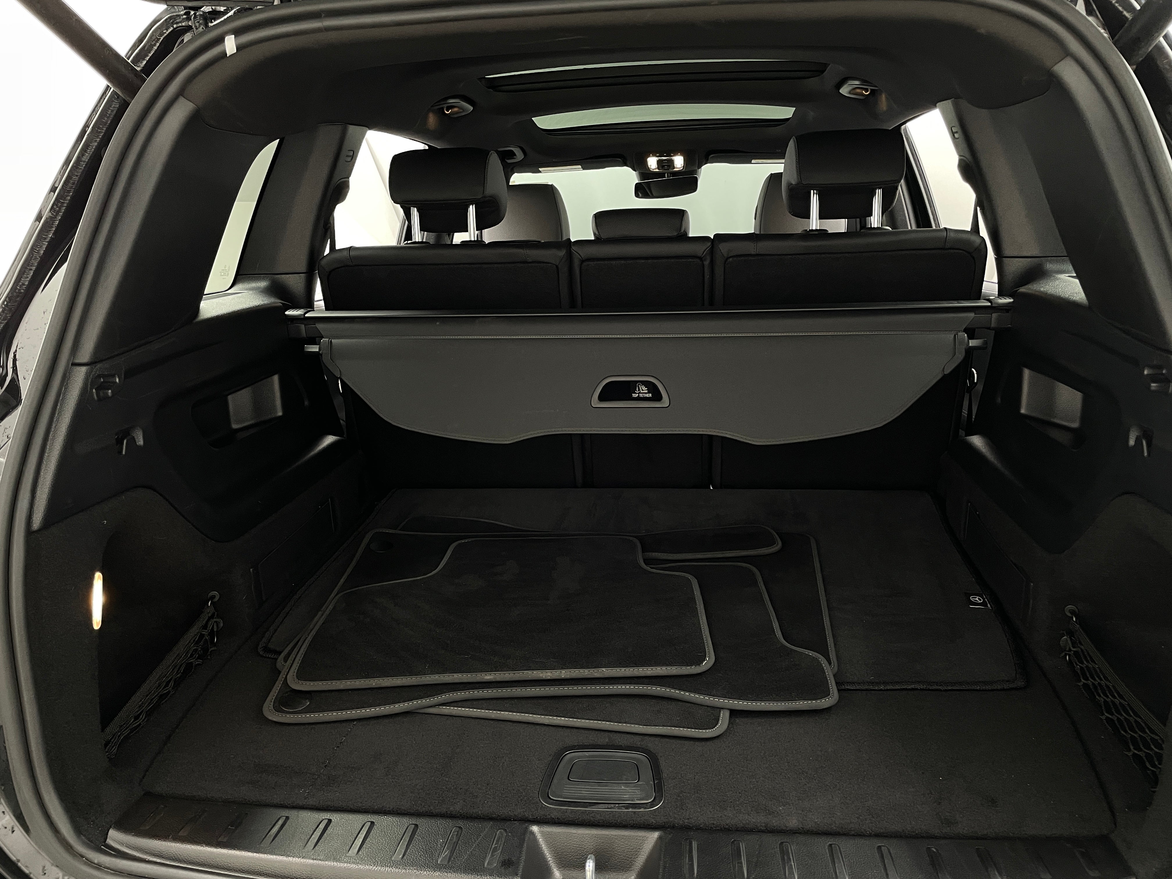 2024 Mercedes-Benz GLB 250 6