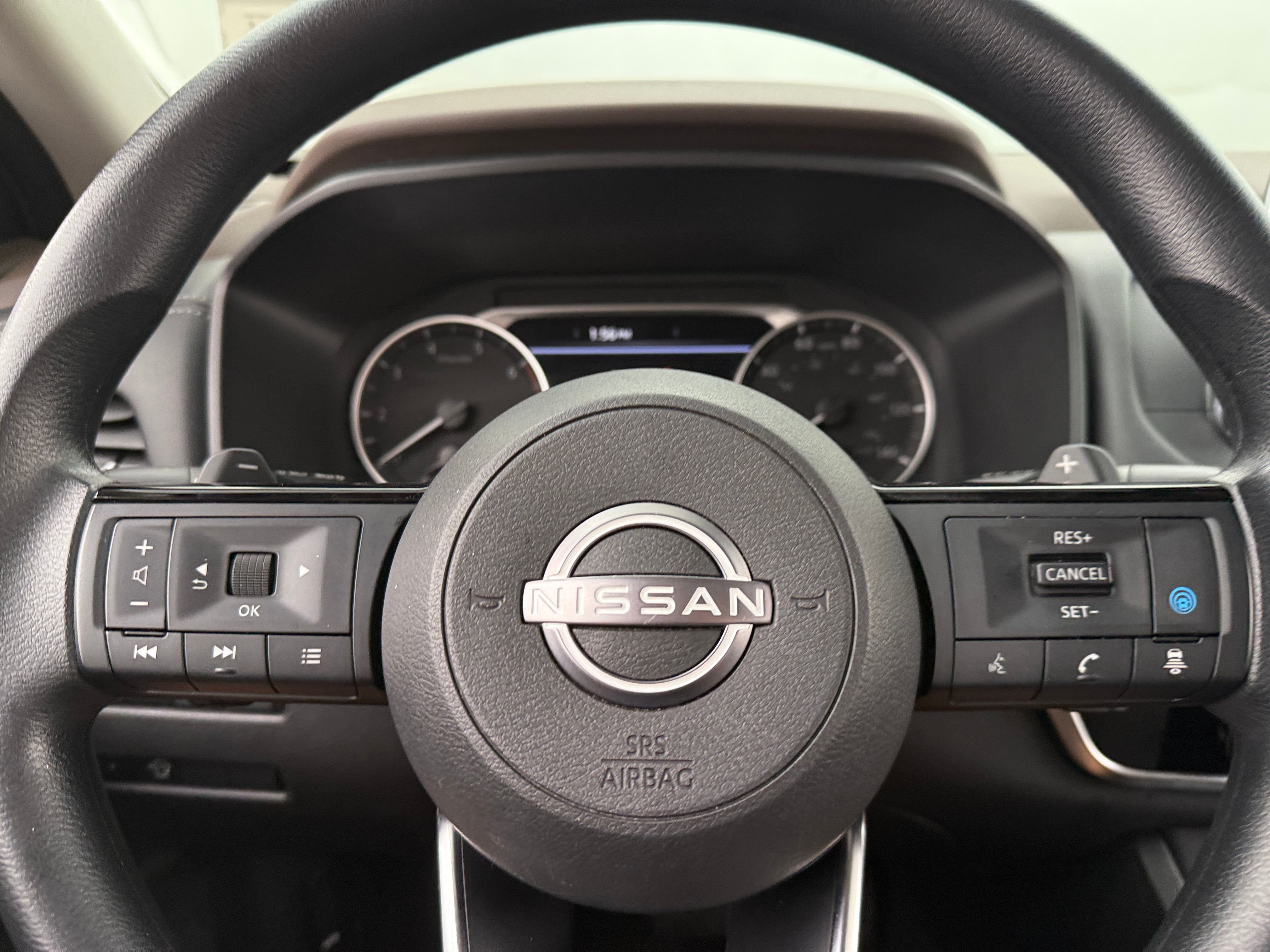 2023 Nissan Rogue SV 5