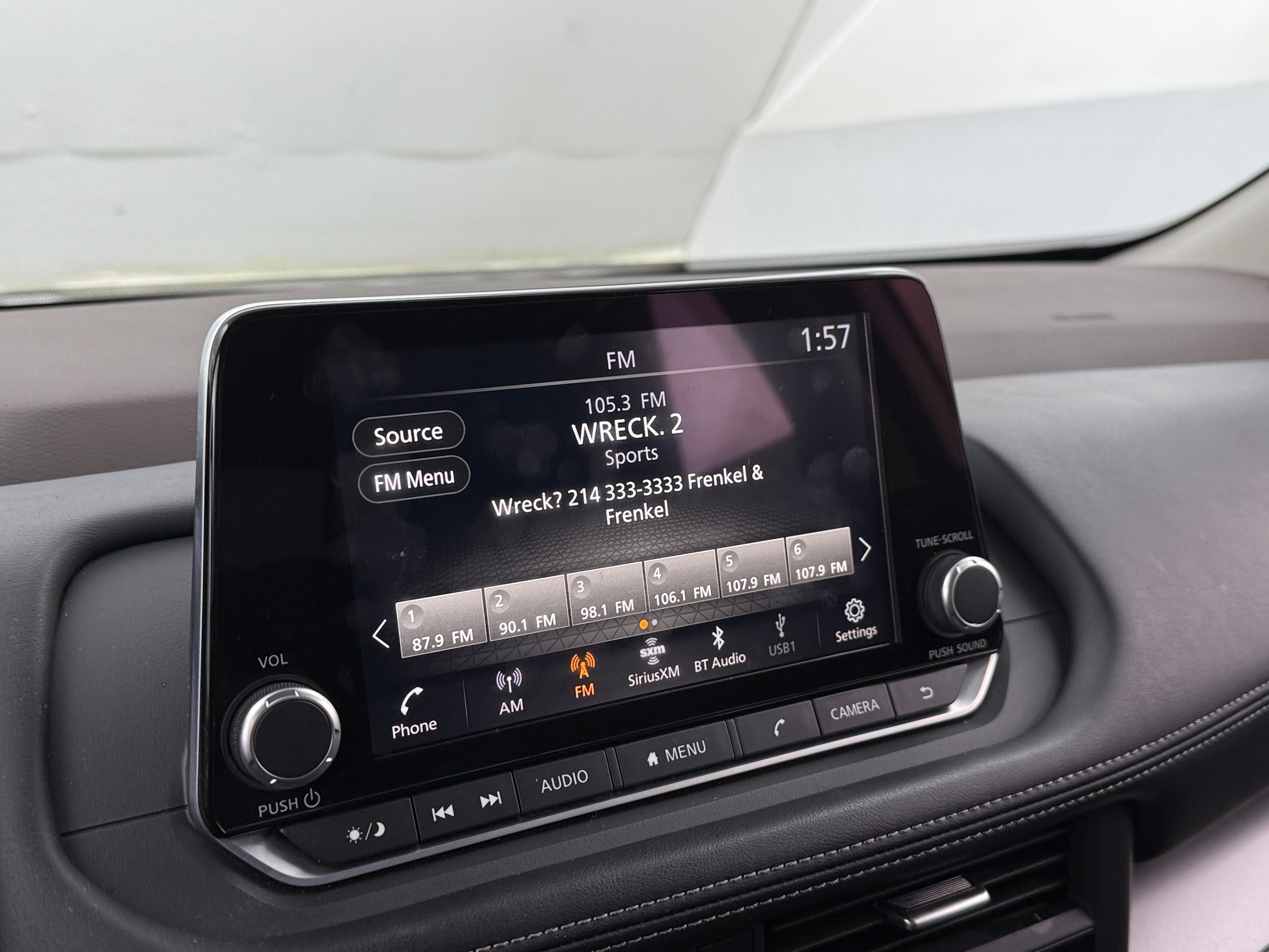 2023 Nissan Rogue SV 4
