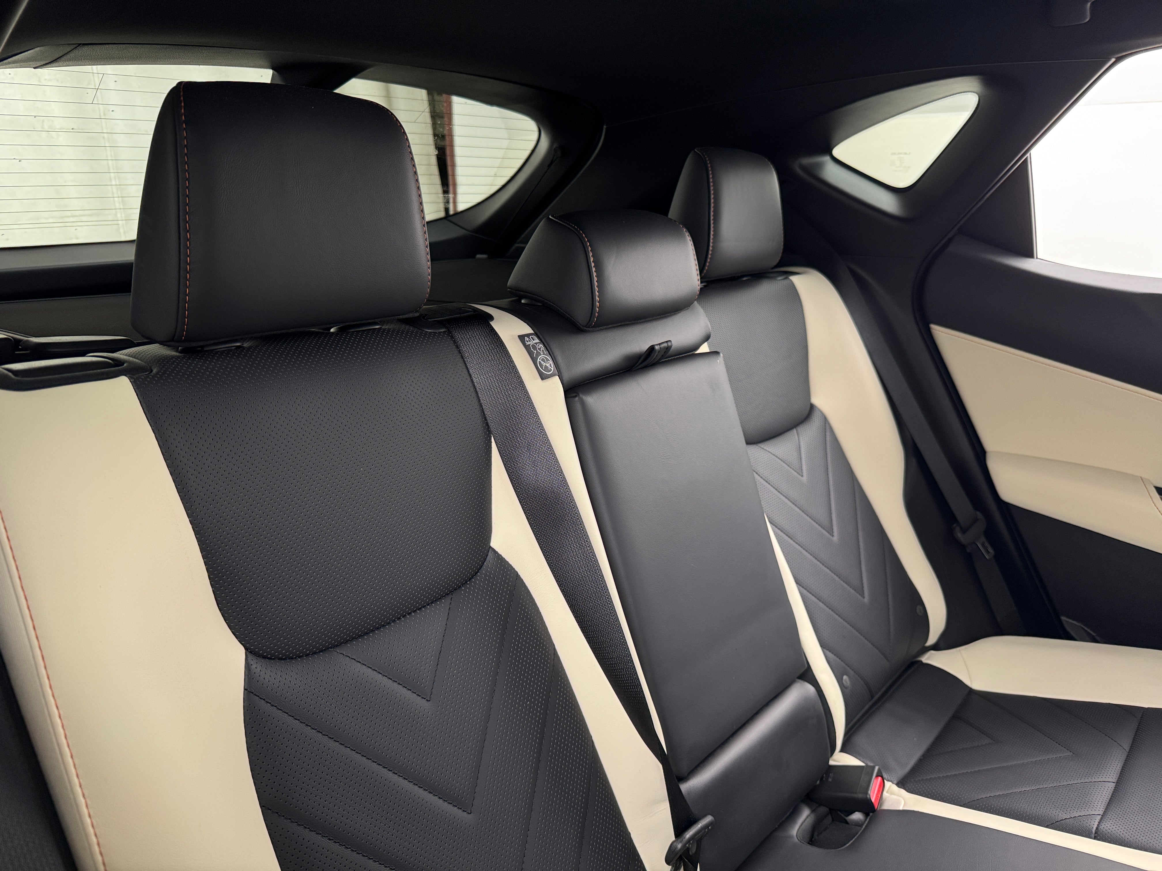 2024 Lexus NX Hybrid 350h Luxury 5