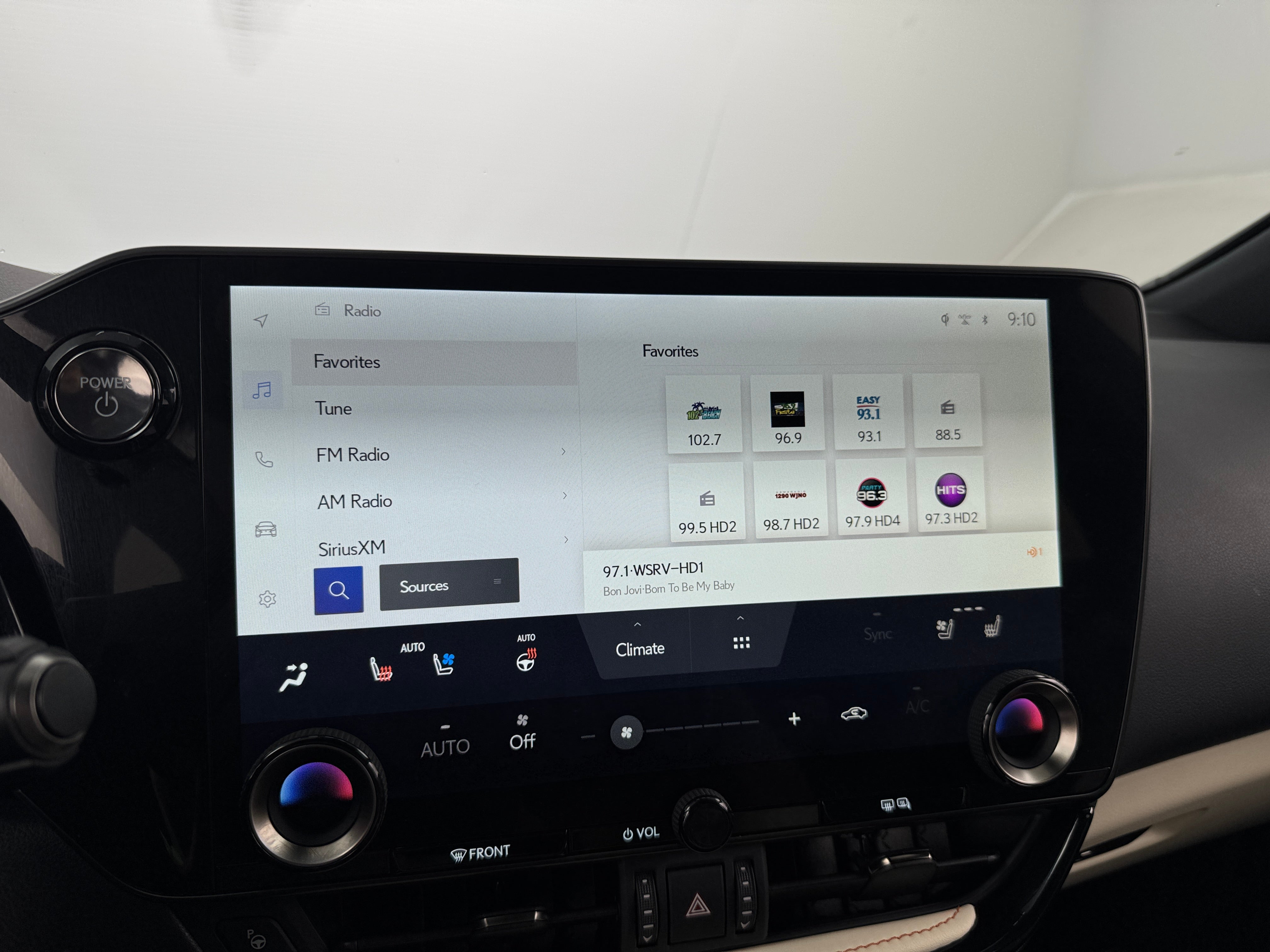 2024 Lexus NX Hybrid 350h Luxury 3