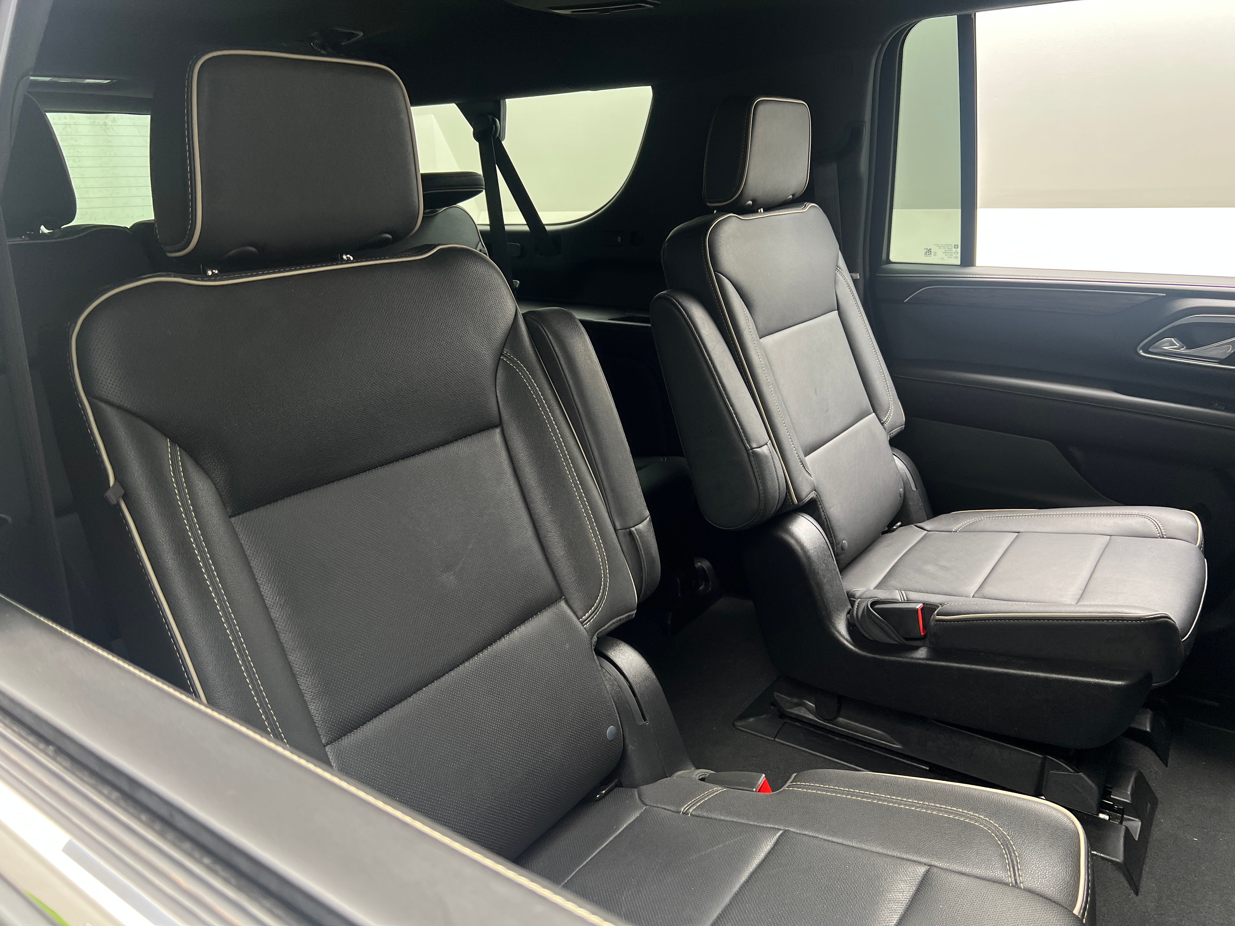 2023 Chevrolet Suburban Premier 5