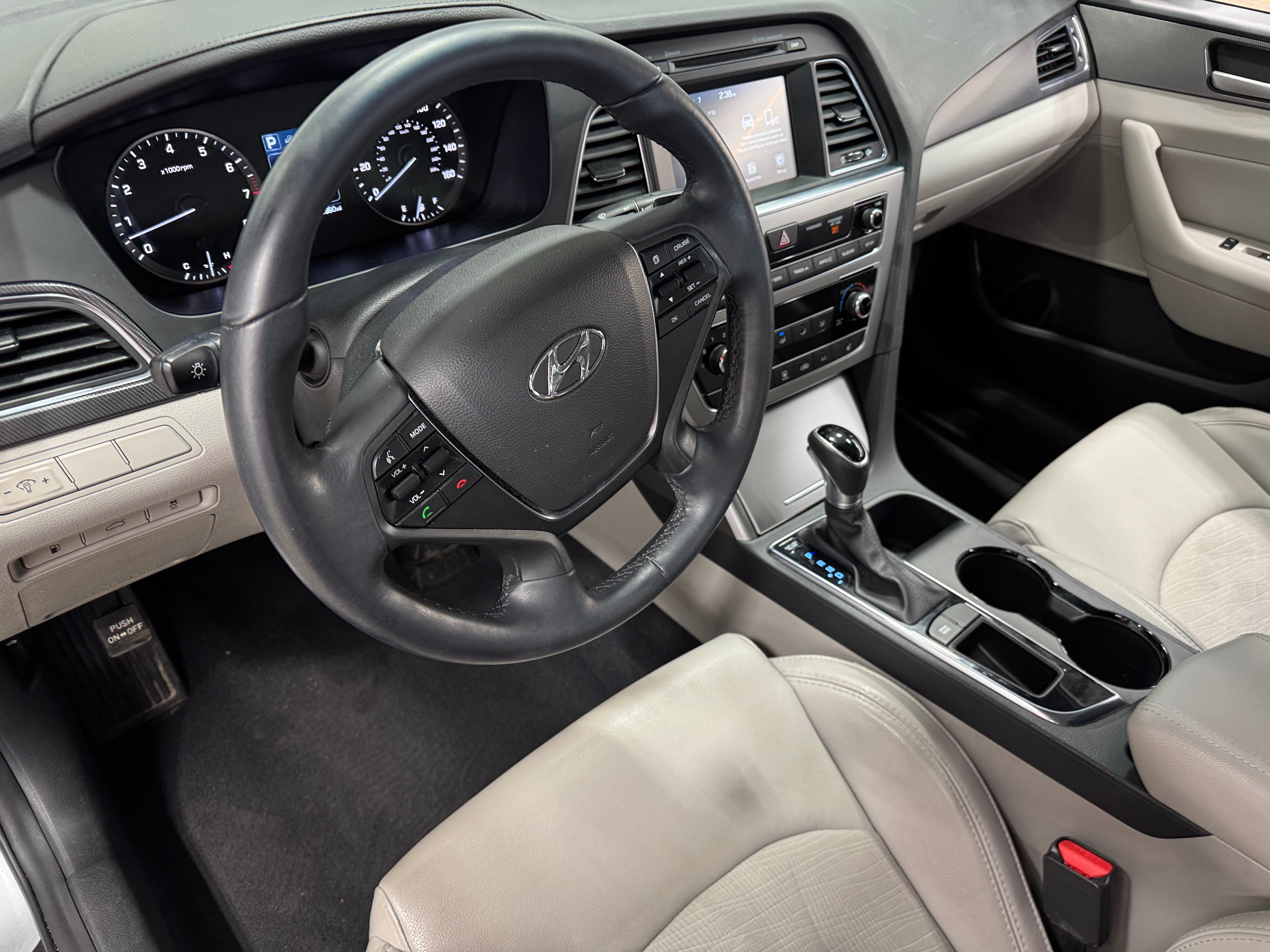 2017 Hyundai Sonata Sport 3