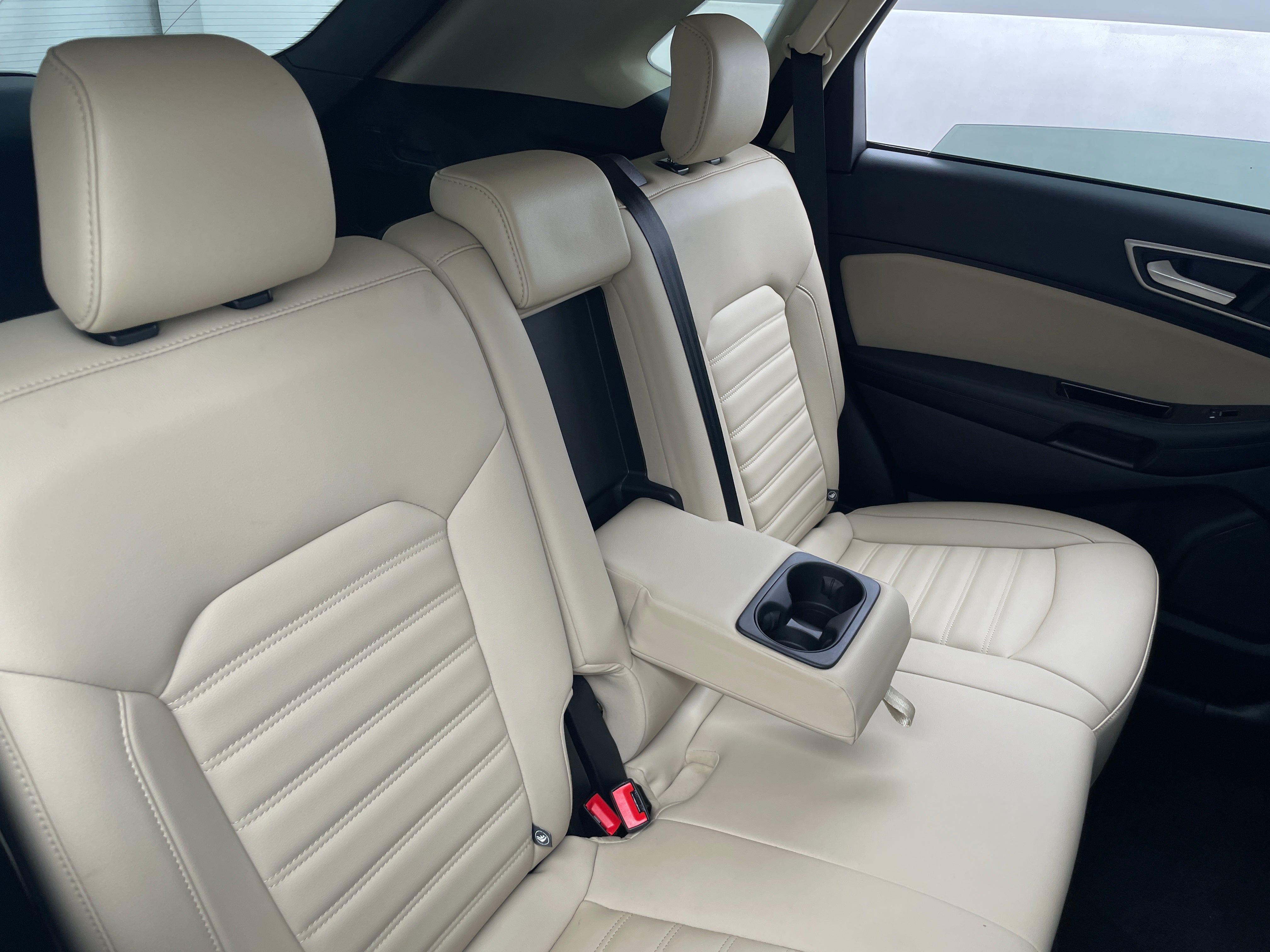 2020 Ford Edge SEL 5