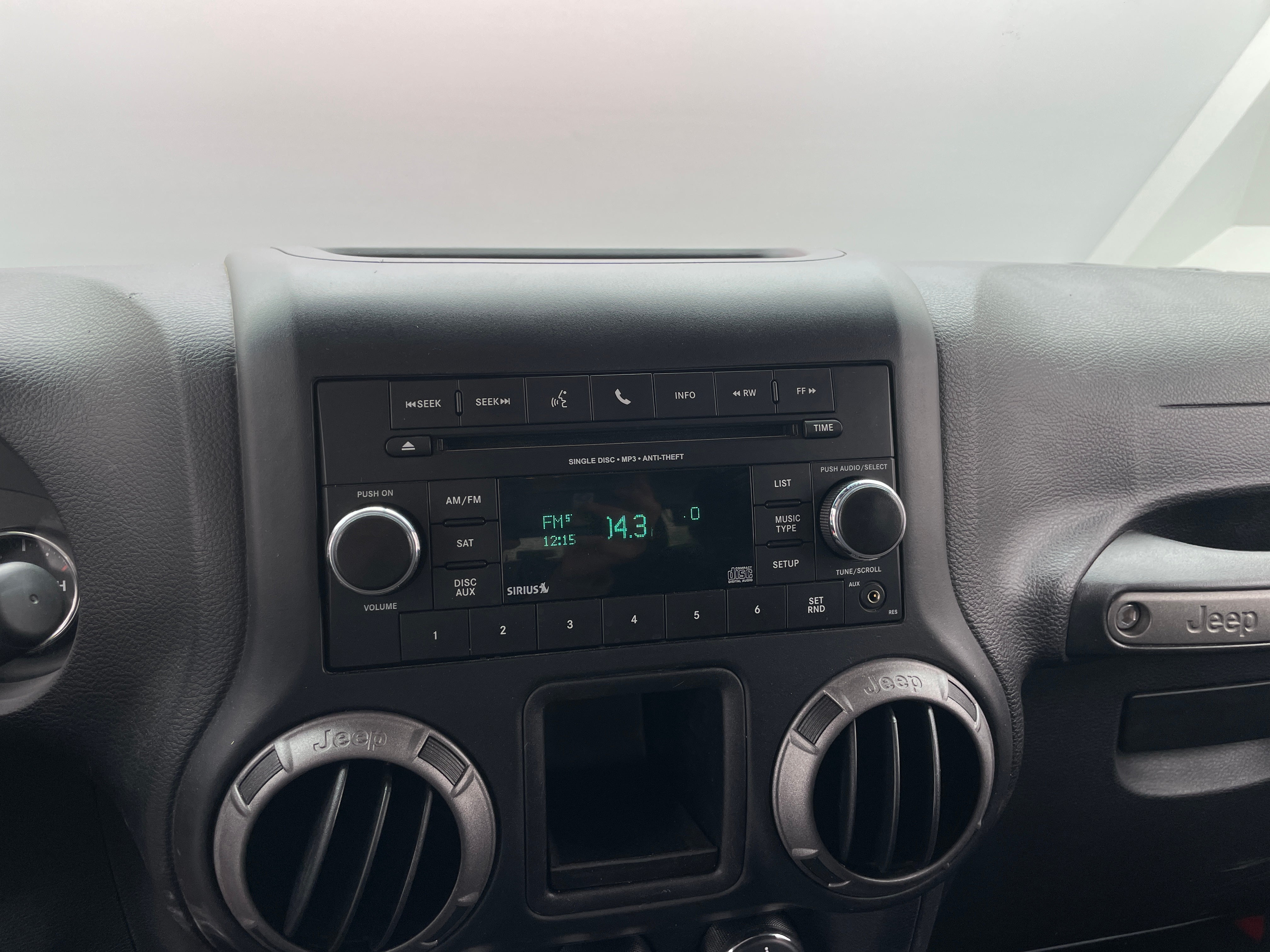 2017 Jeep Wrangler Willys Wheeler 4