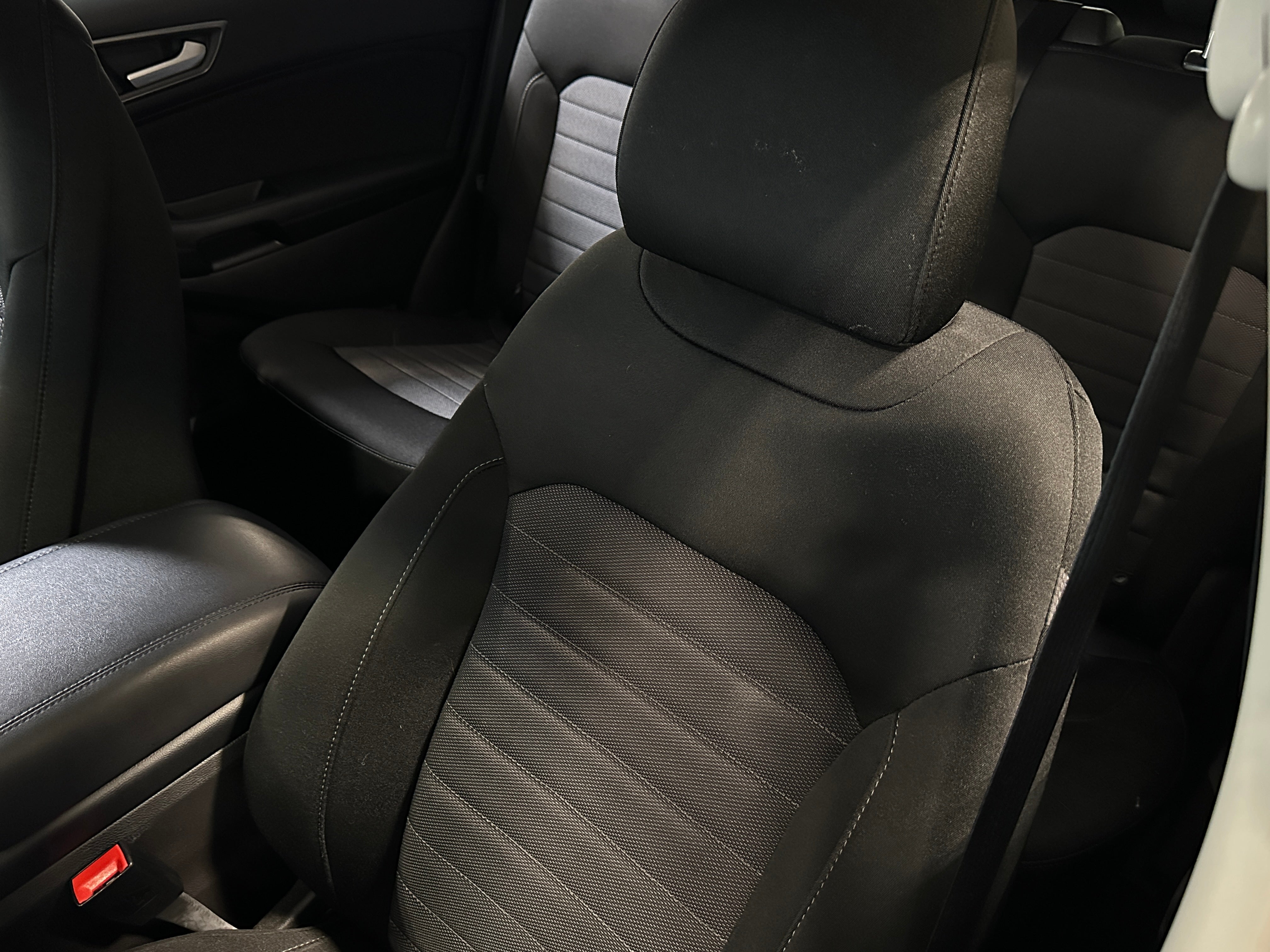 2019 Ford Edge SE 2