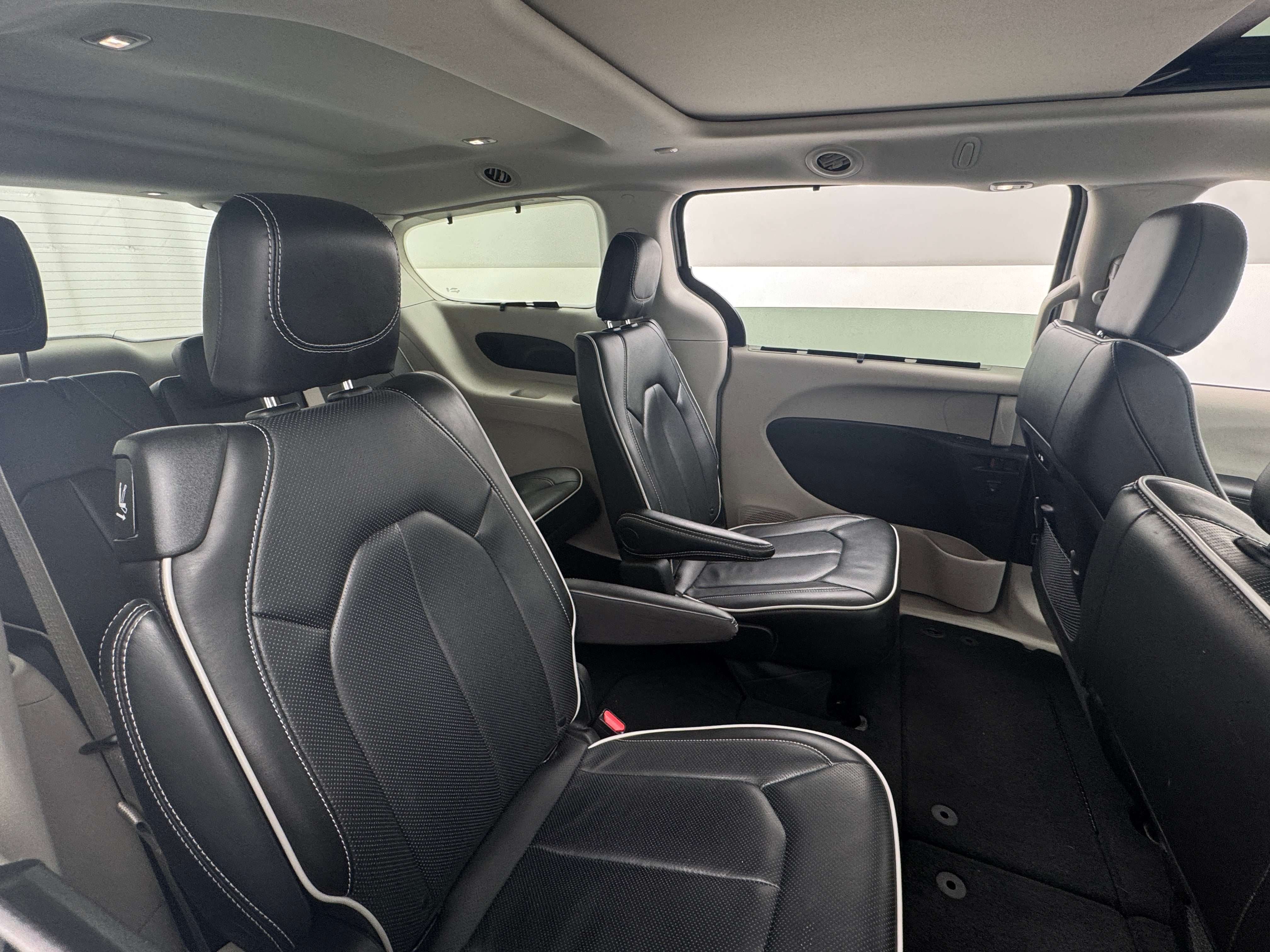 2024 Chrysler Pacifica Limited 5