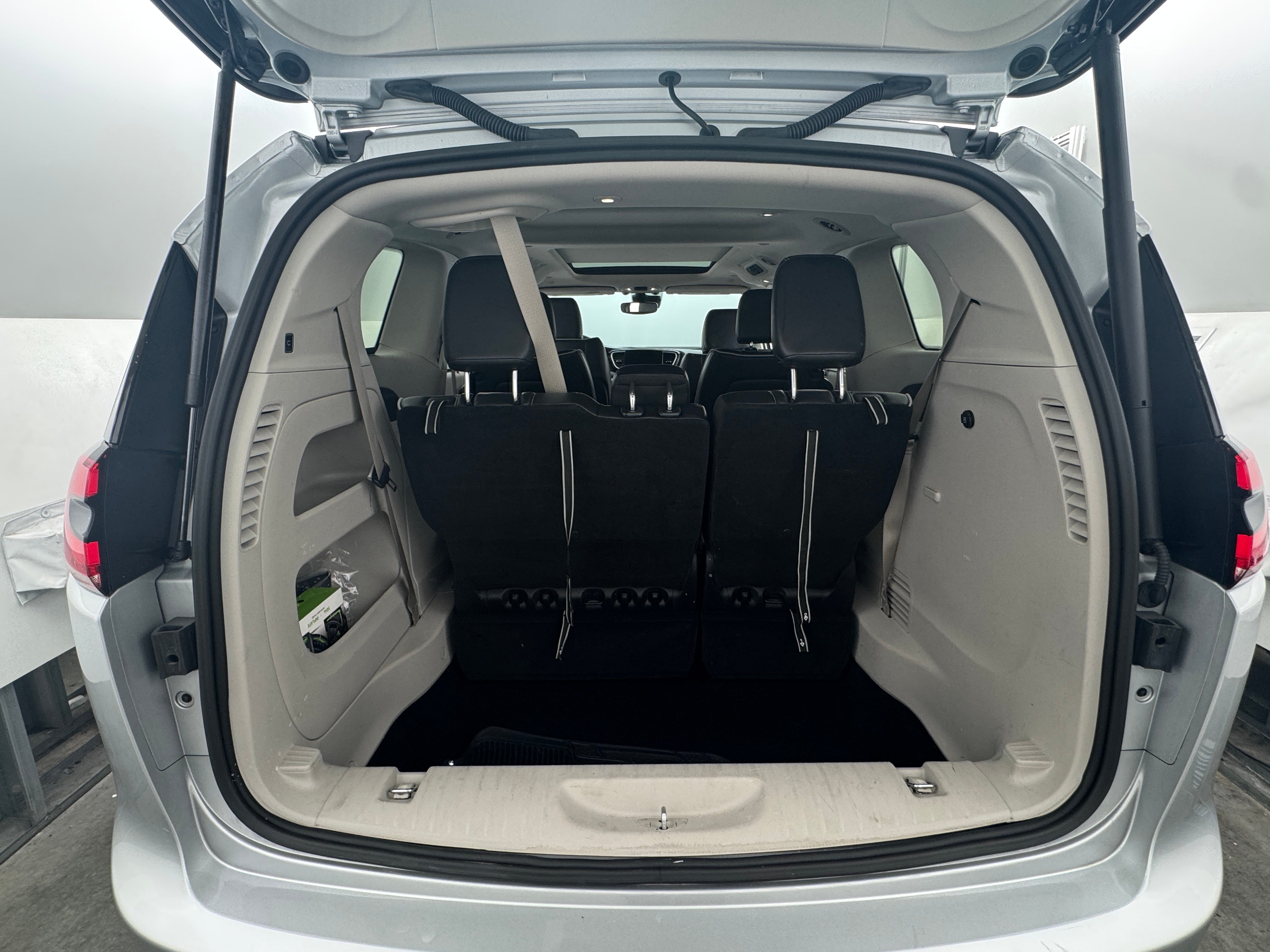 2024 Chrysler Pacifica Limited 6