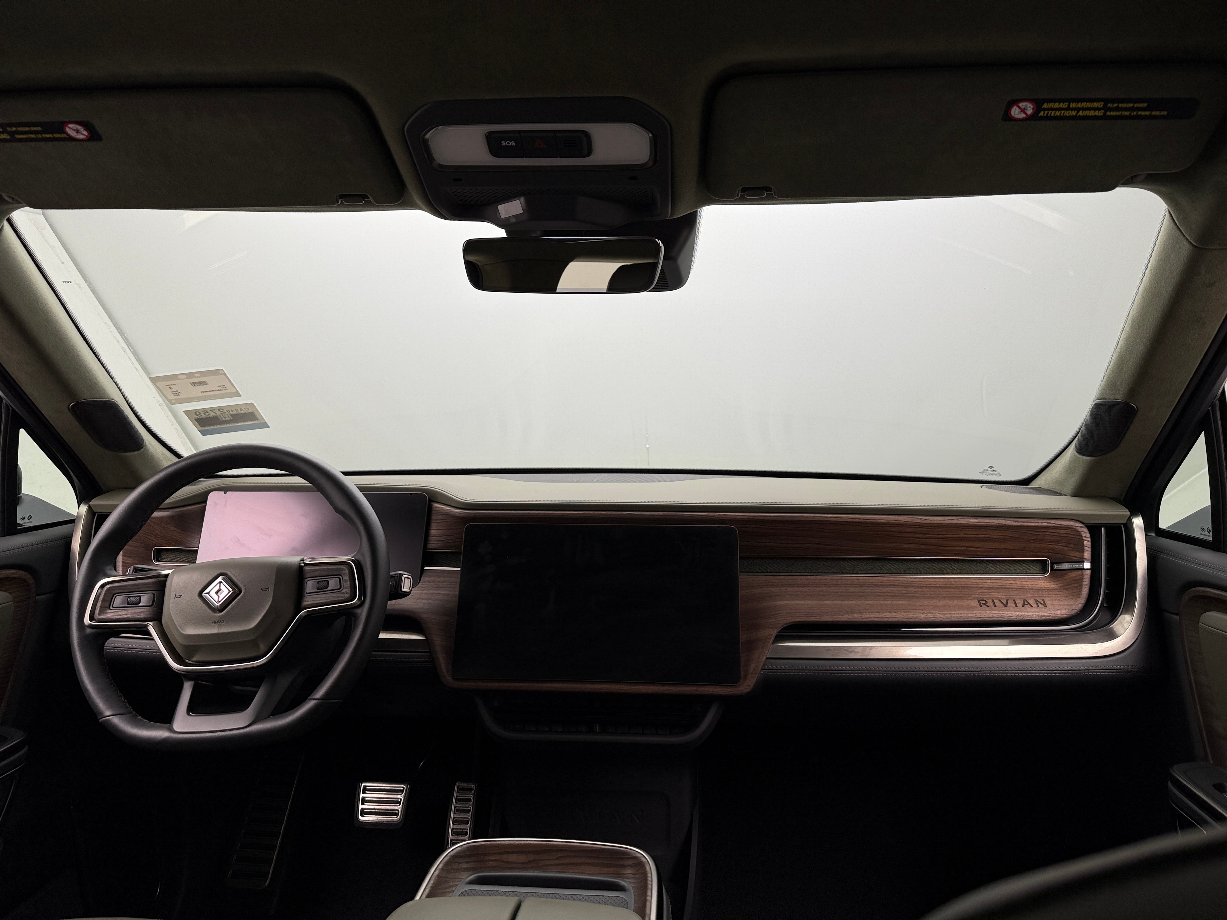 2022 Rivian R1T Adventure 2