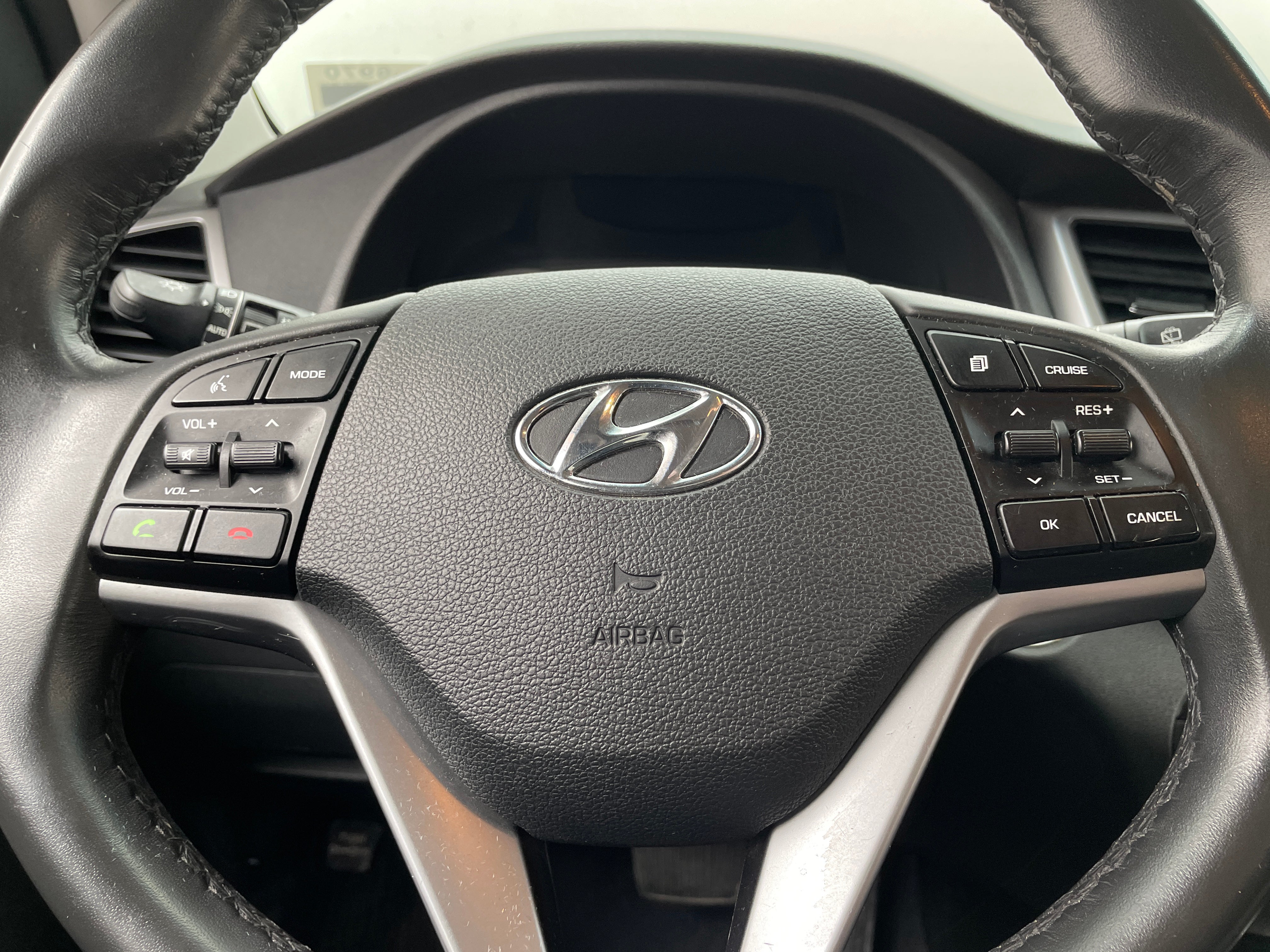 2016 Hyundai Tucson Sport 5