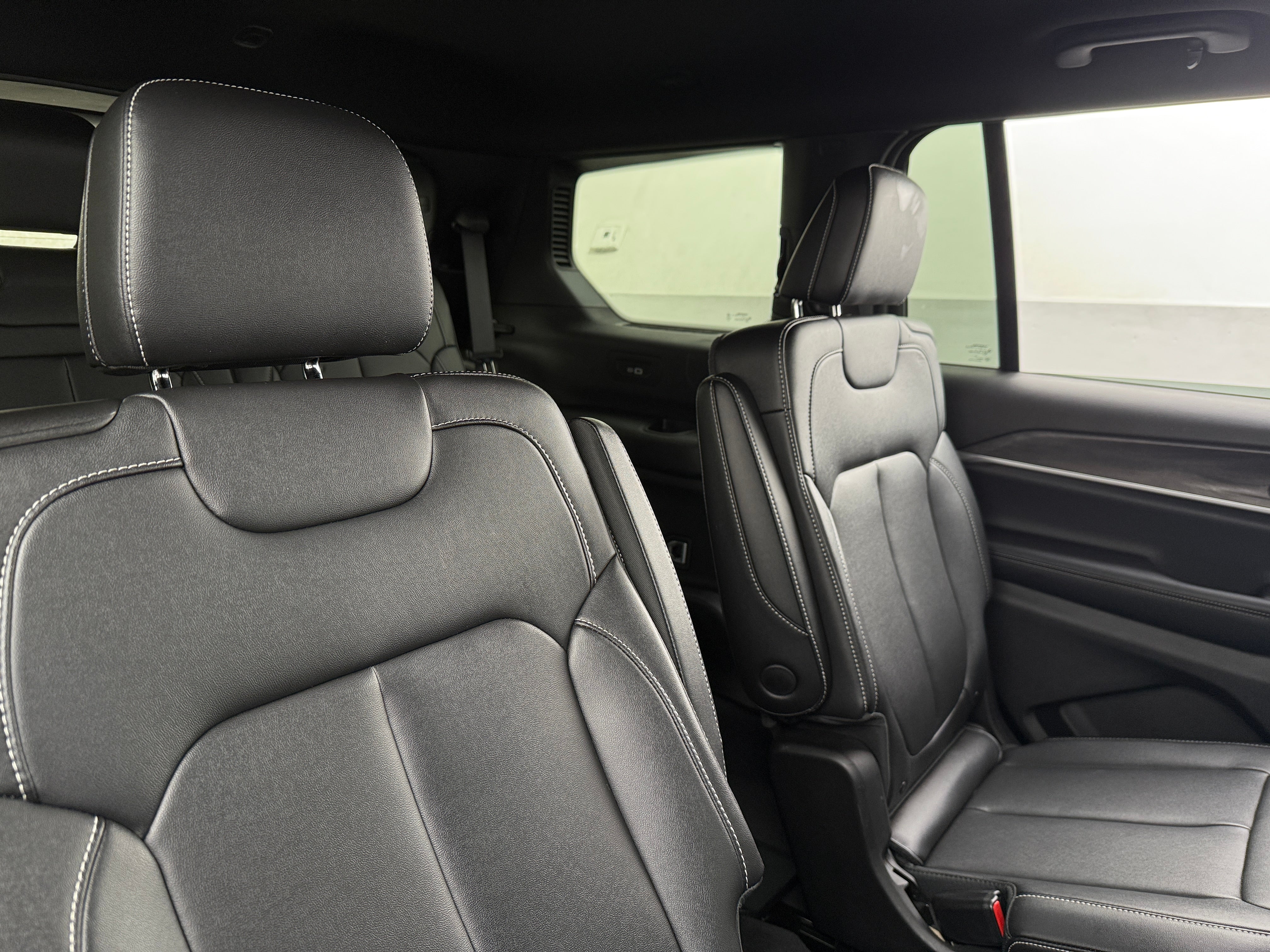 2024 Jeep Grand Cherokee L Limited Edition 5