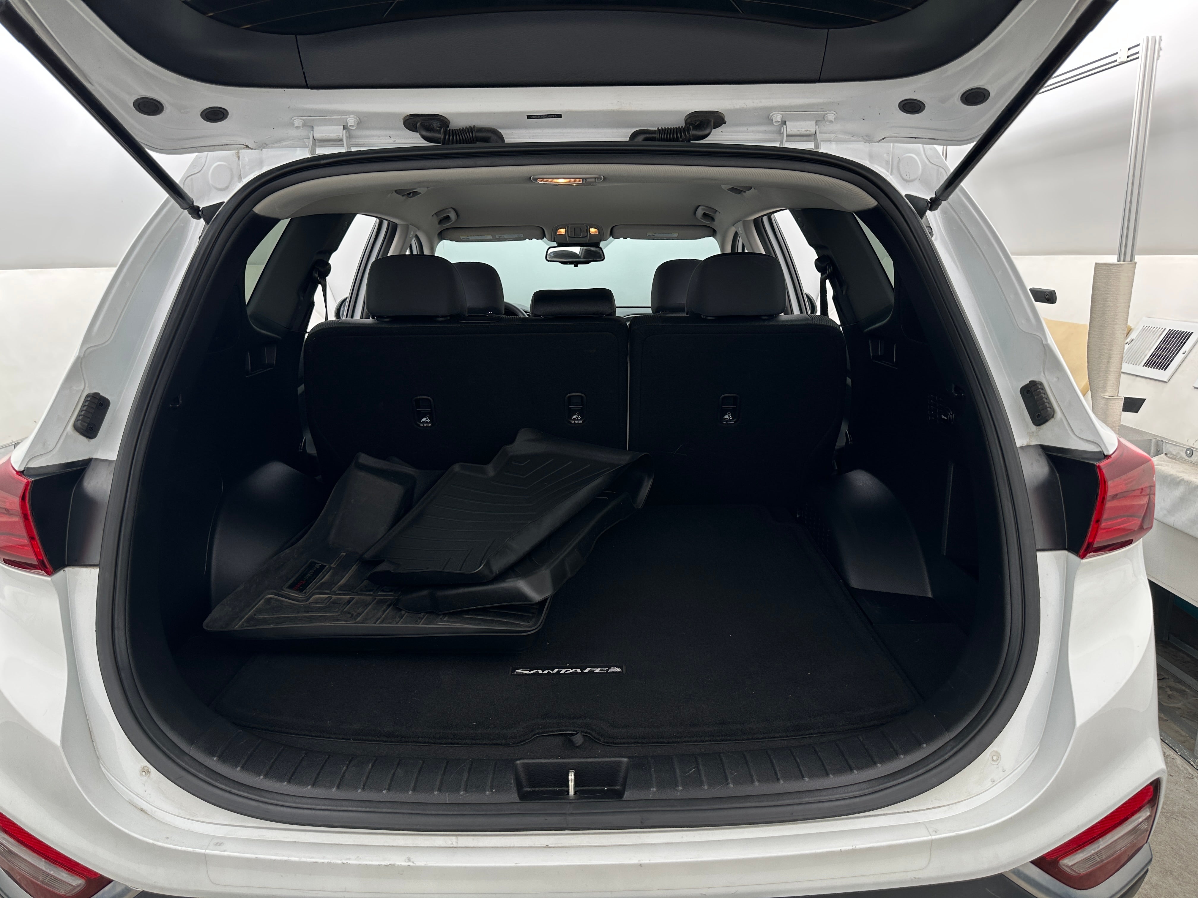 2020 Hyundai Santa Fe SEL 7