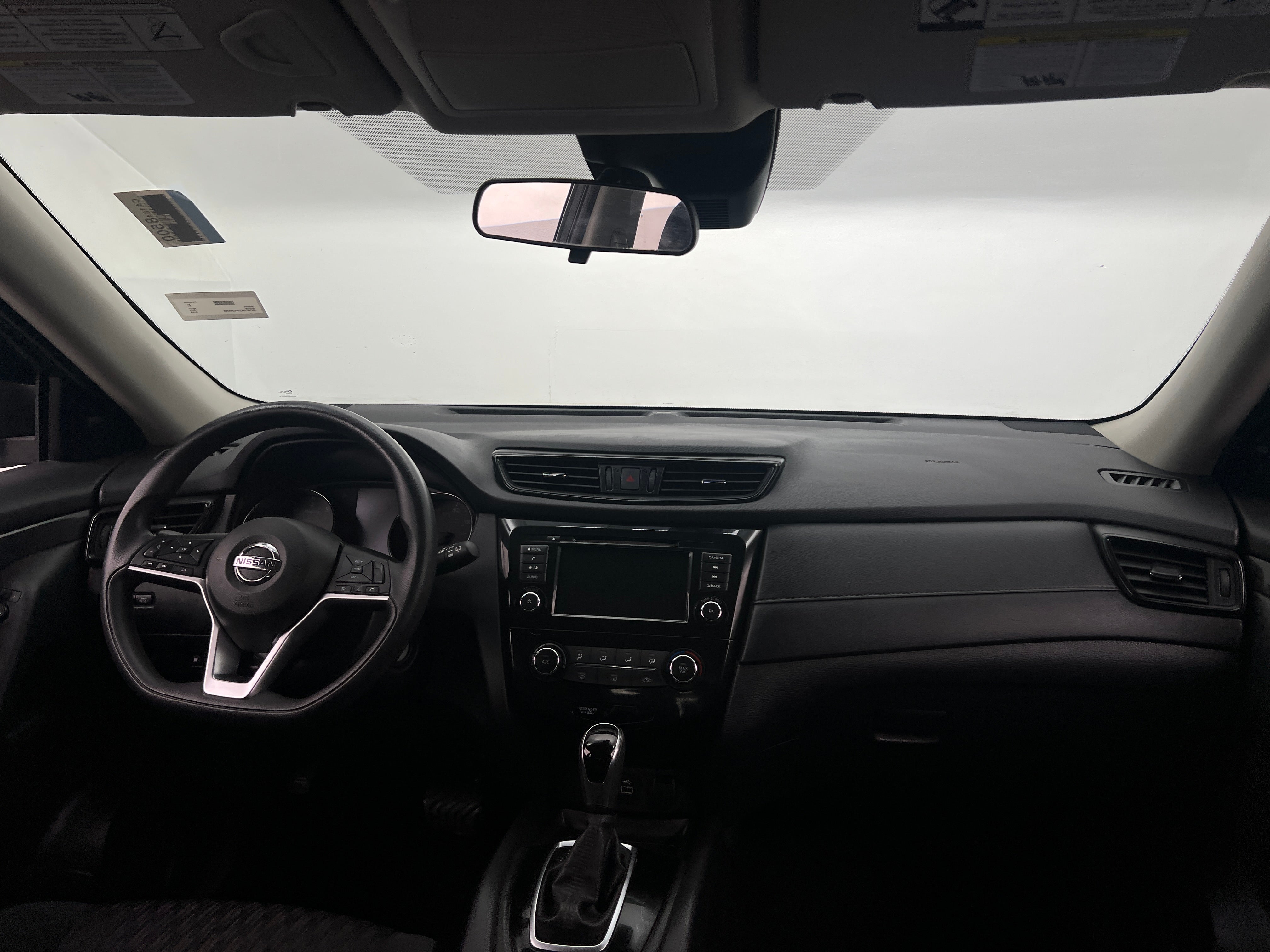 2019 Nissan Rogue S 3