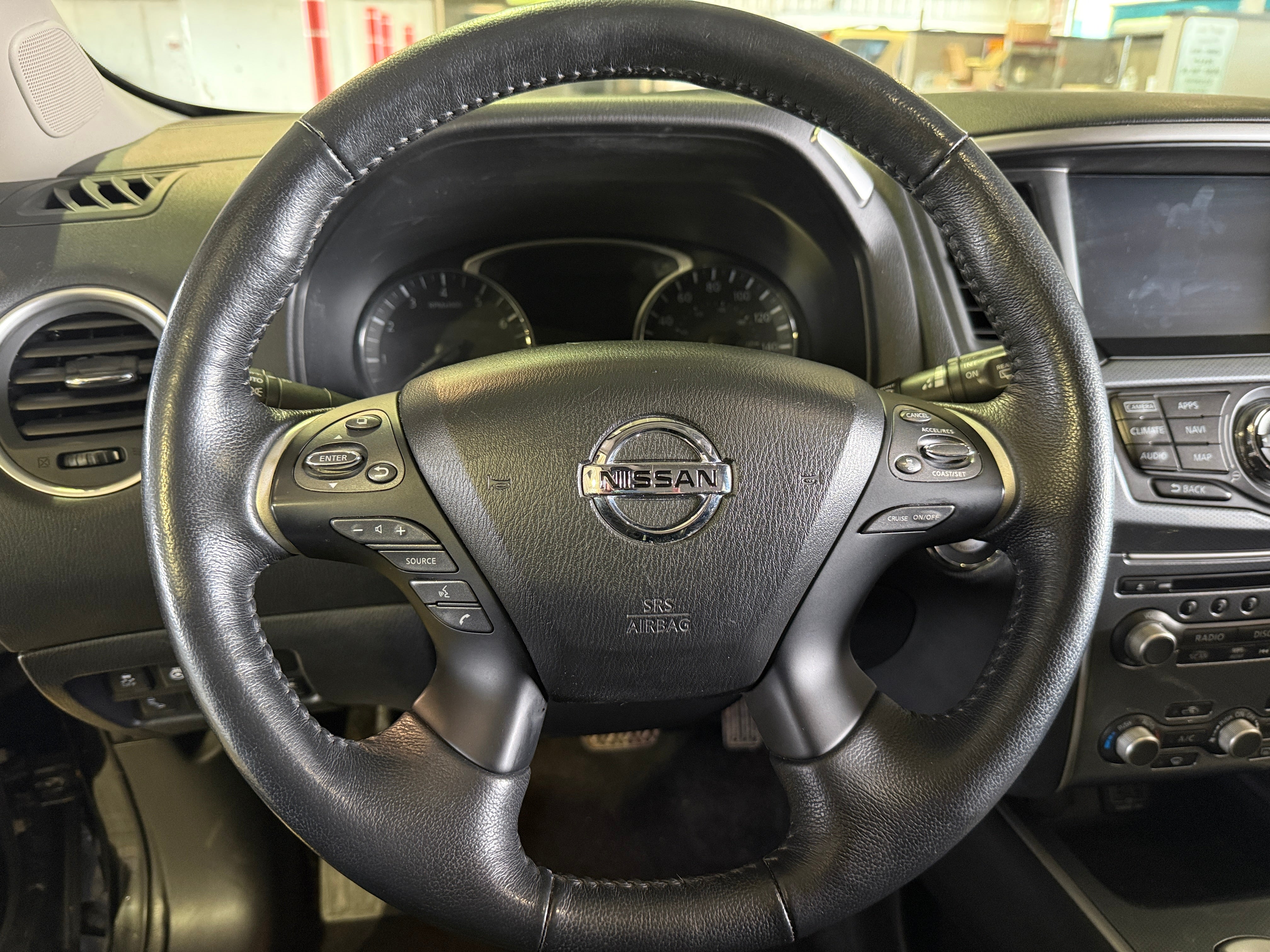 2018 Nissan Pathfinder SL 4