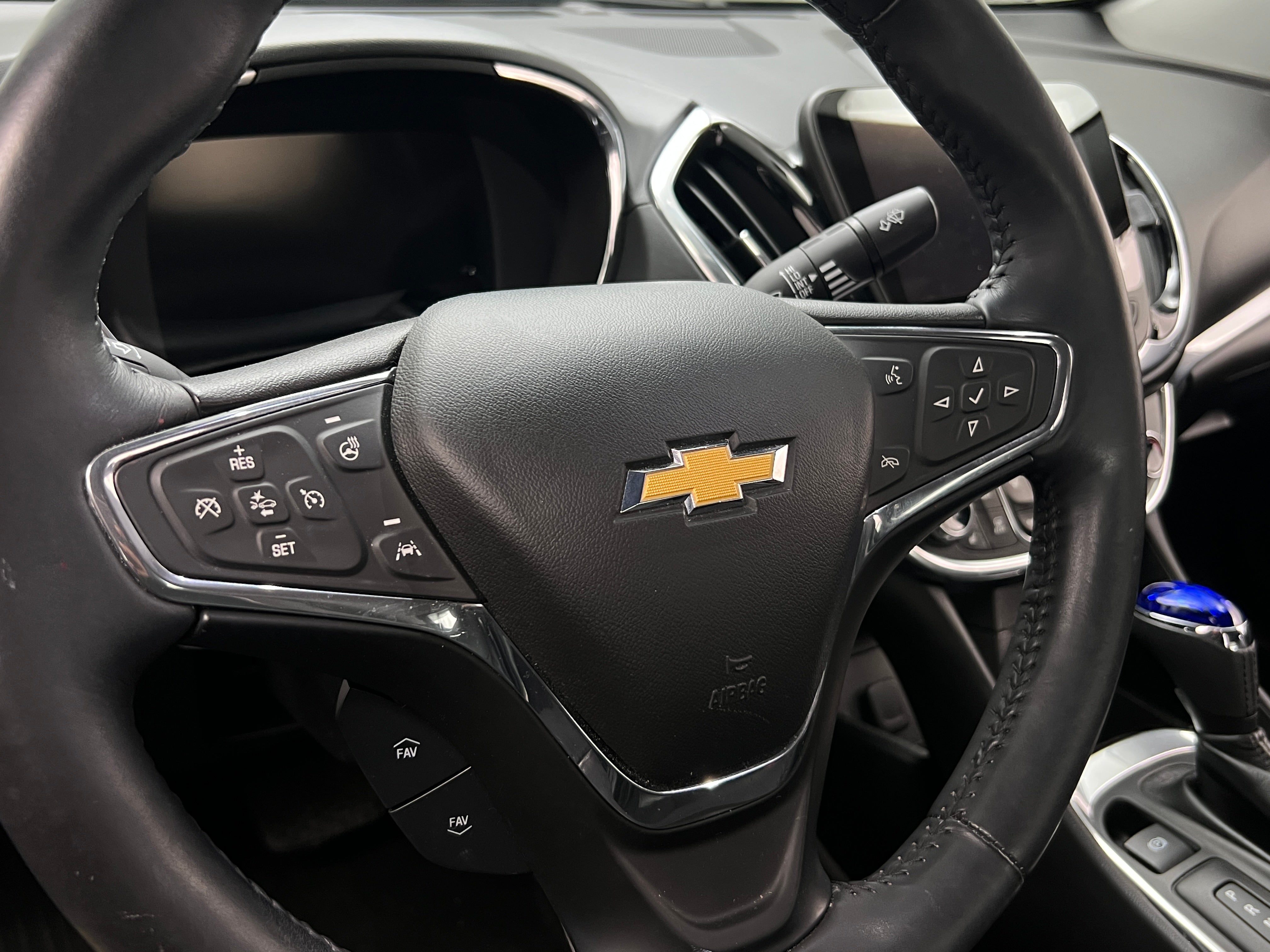 2017 Chevrolet Volt Premier 4