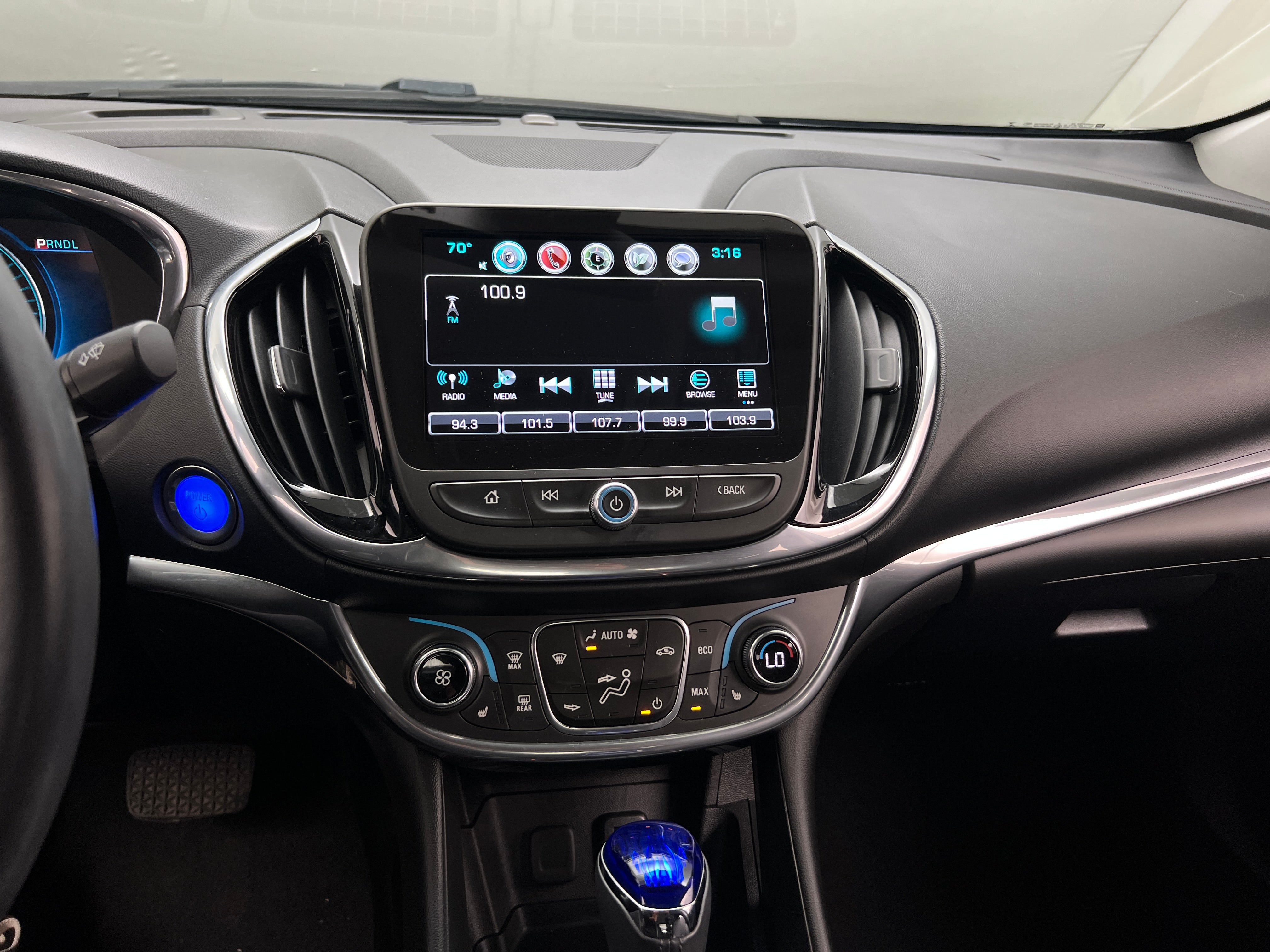 2017 Chevrolet Volt Premier 3