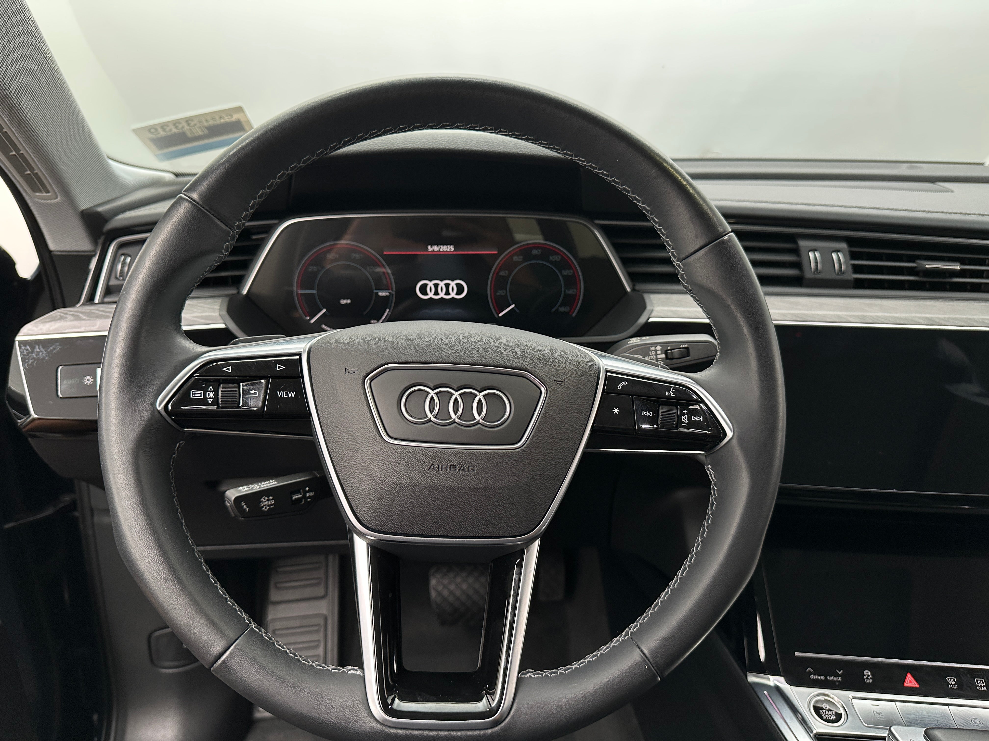 2022 Audi e-tron S Prestige 5