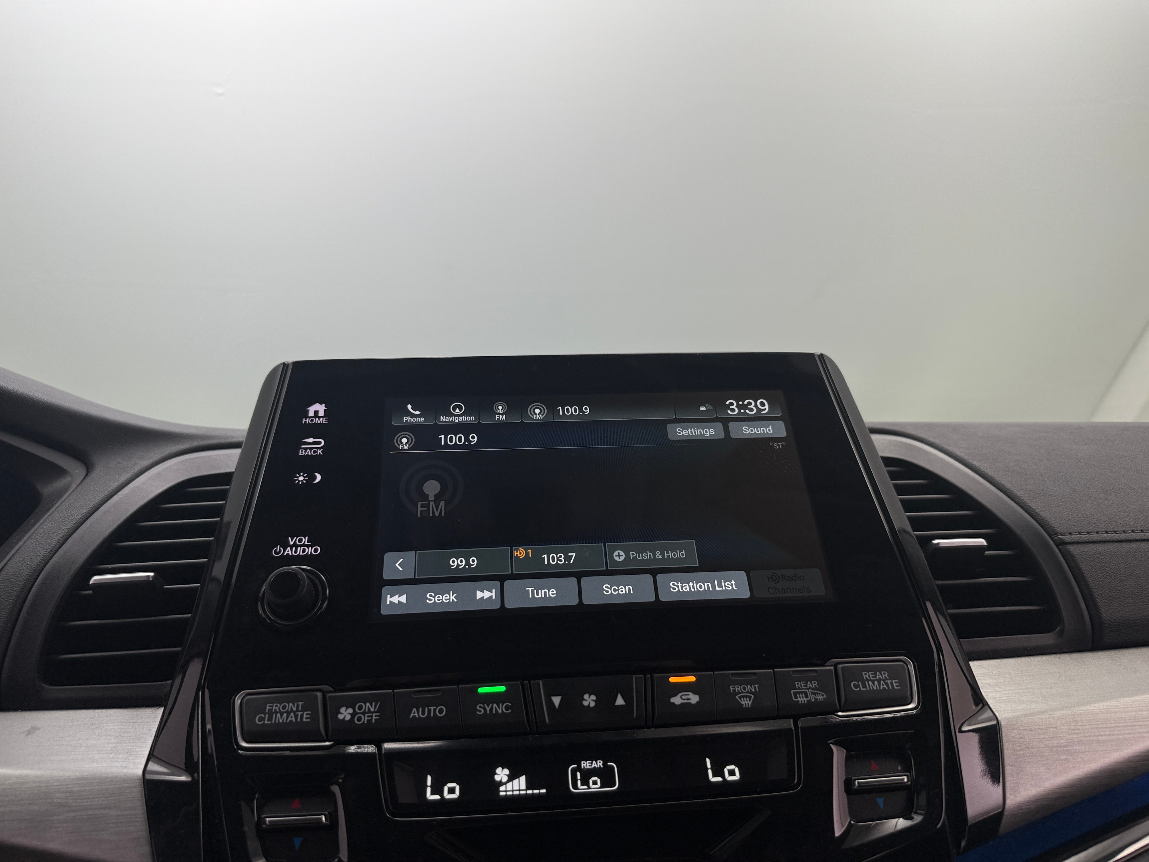 2023 Honda Odyssey Touring 3