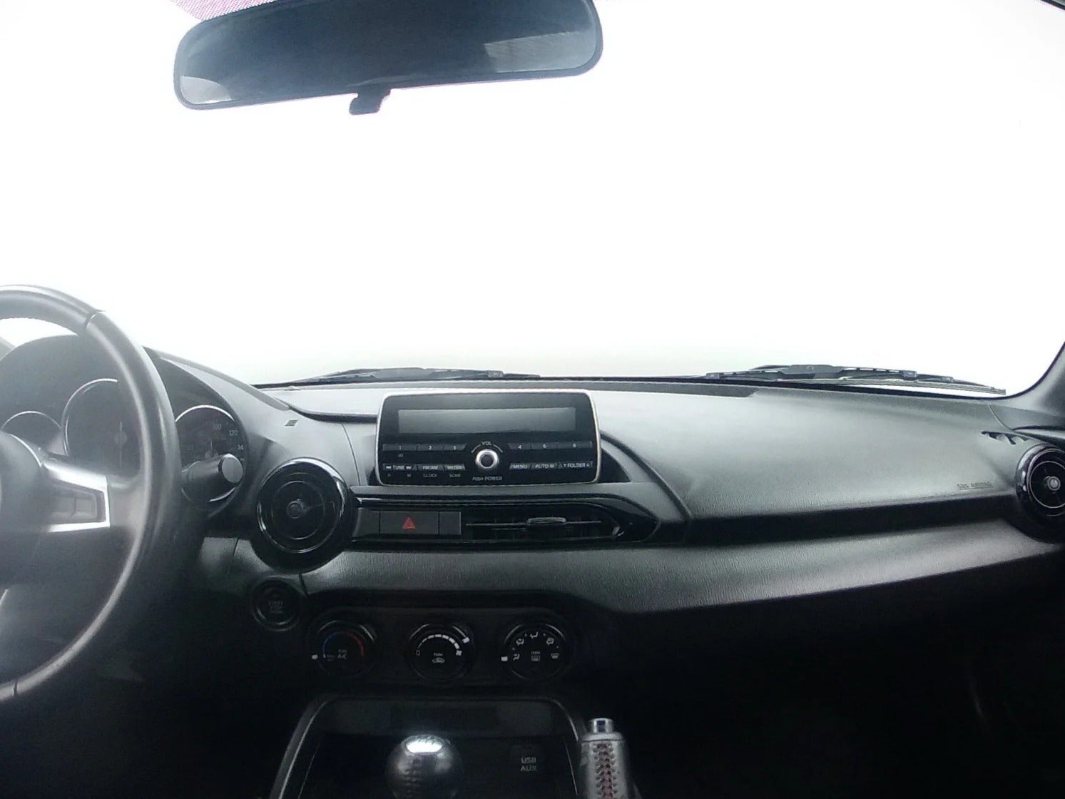 Thumbnail: 2016 Mazda MX-5 Miata - 3