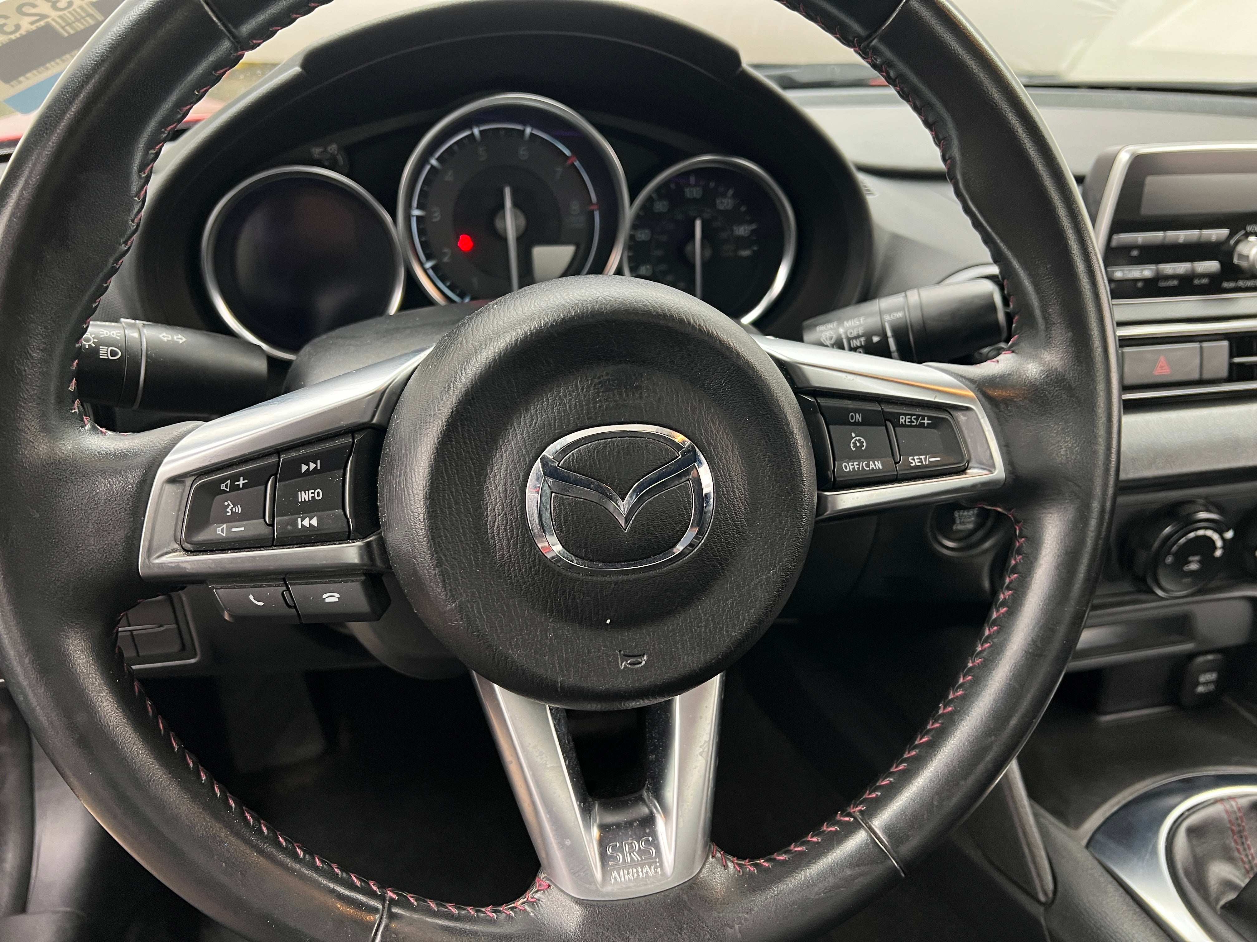 Thumbnail: 2016 Mazda MX-5 Miata - 5