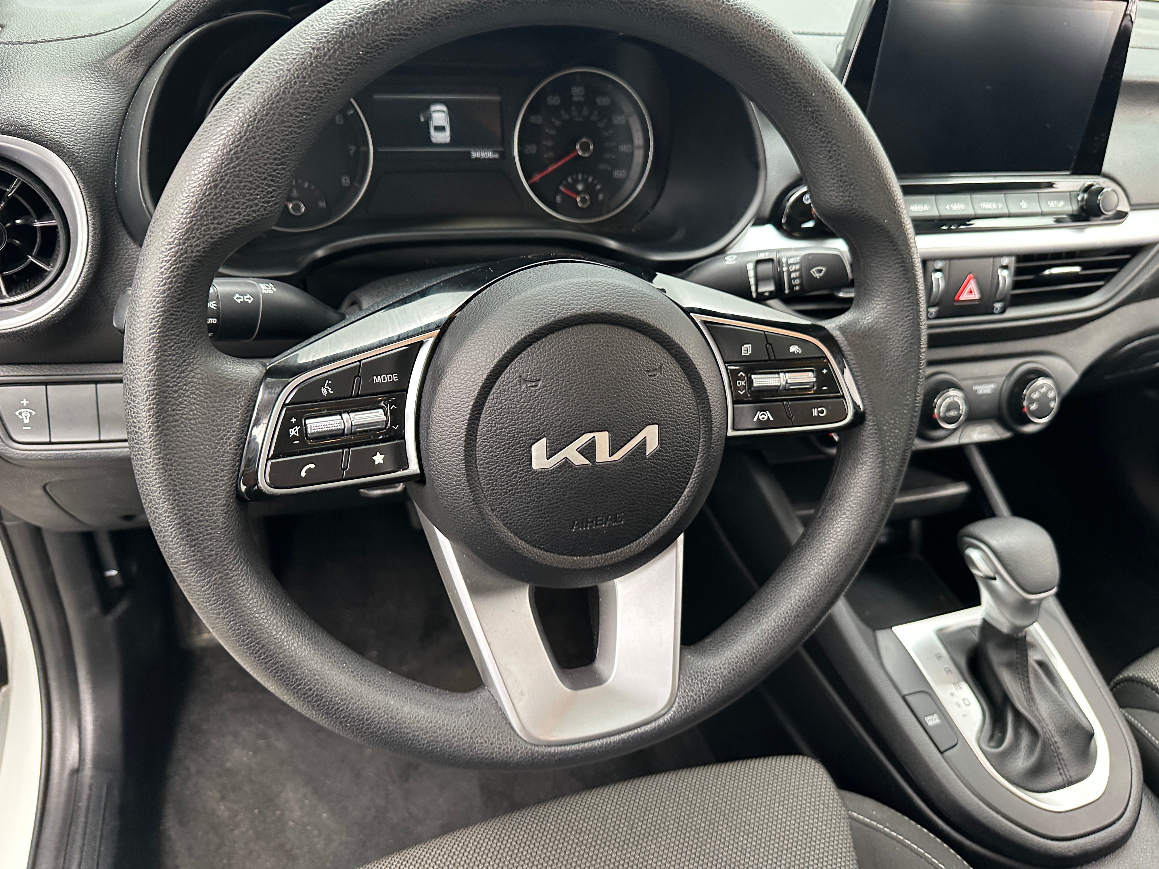 2024 Kia Forte LXS 5