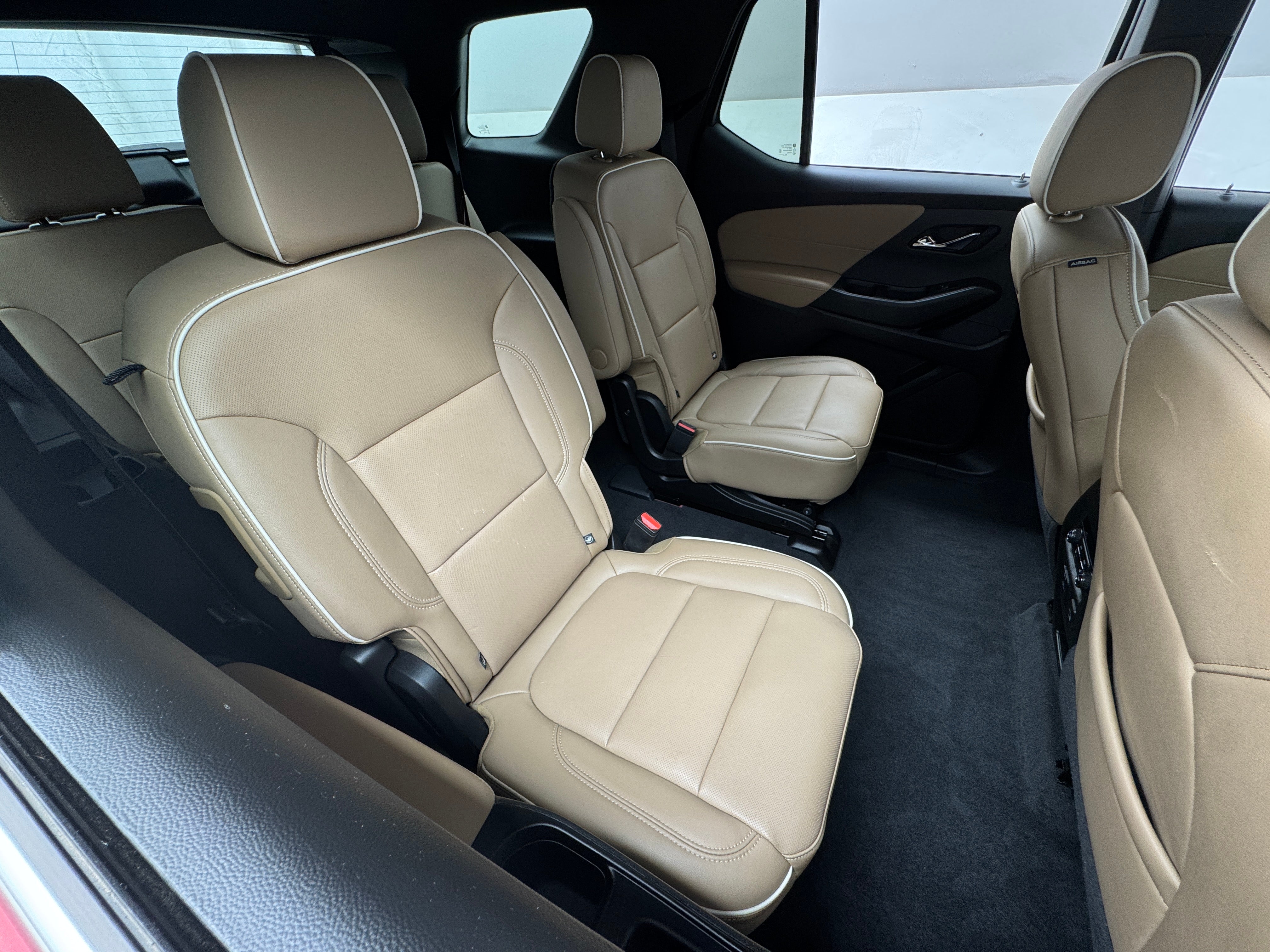 2023 Chevrolet Traverse Premier 5
