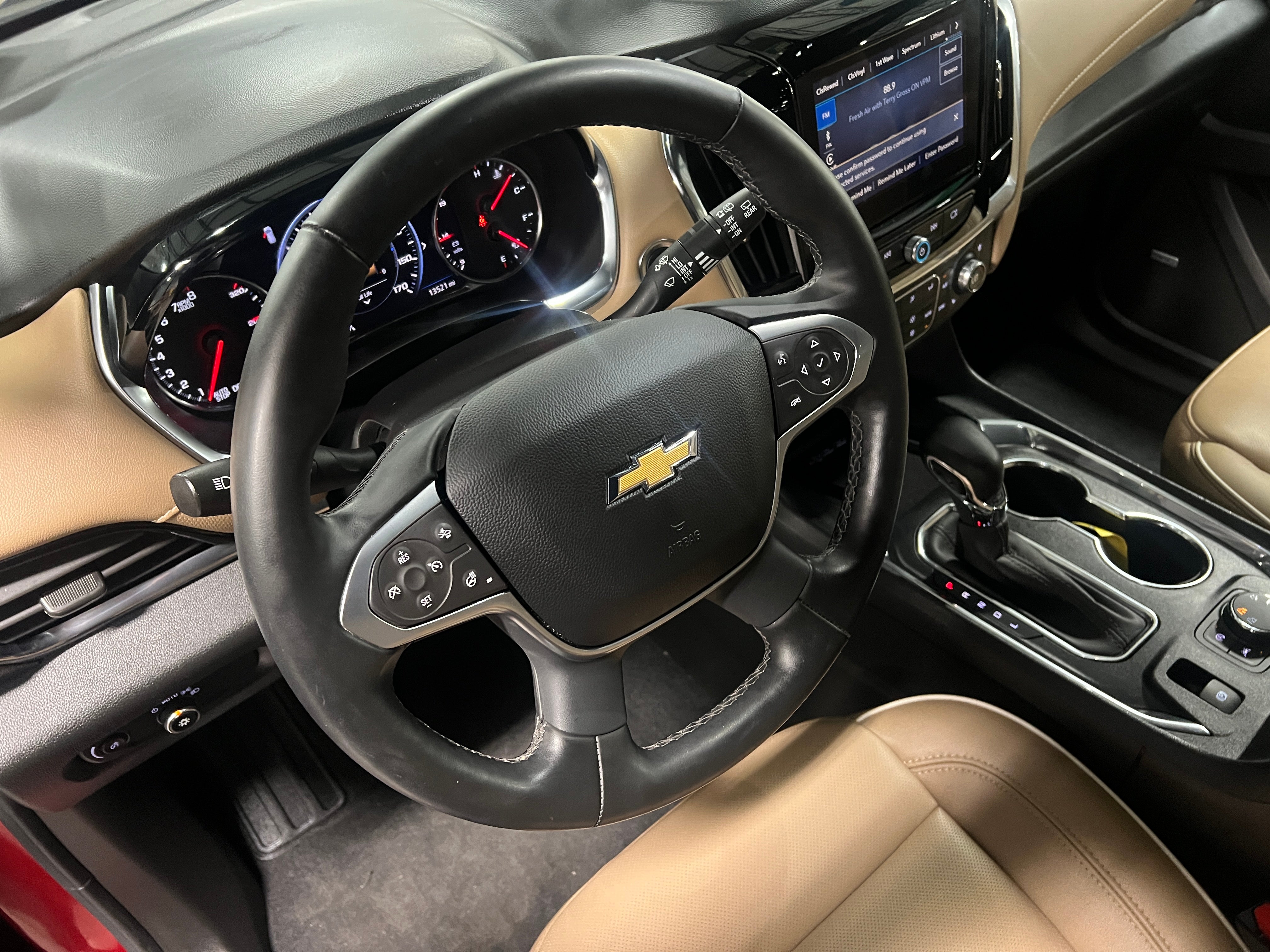 2023 Chevrolet Traverse Premier 4