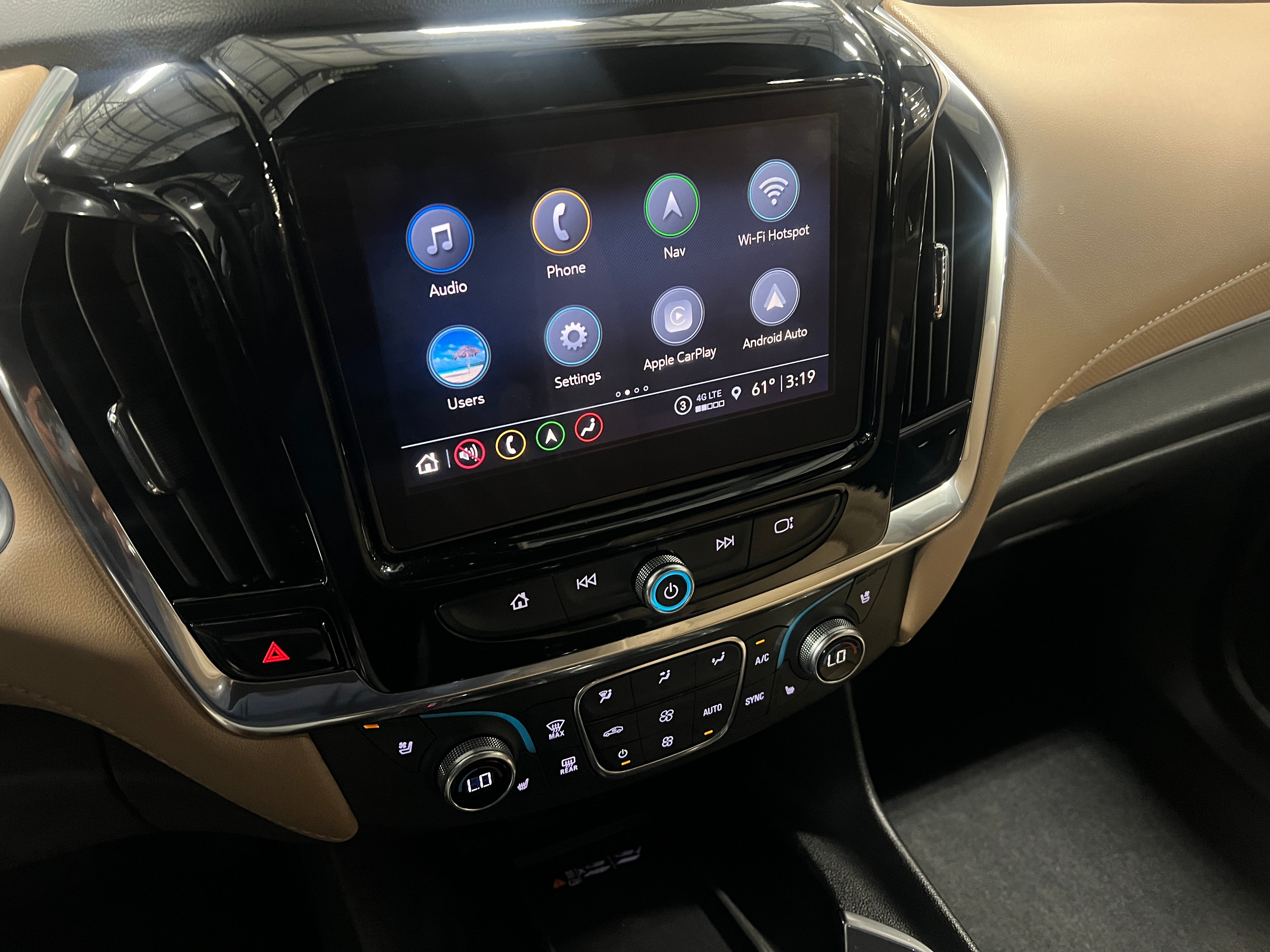 2023 Chevrolet Traverse Premier 3