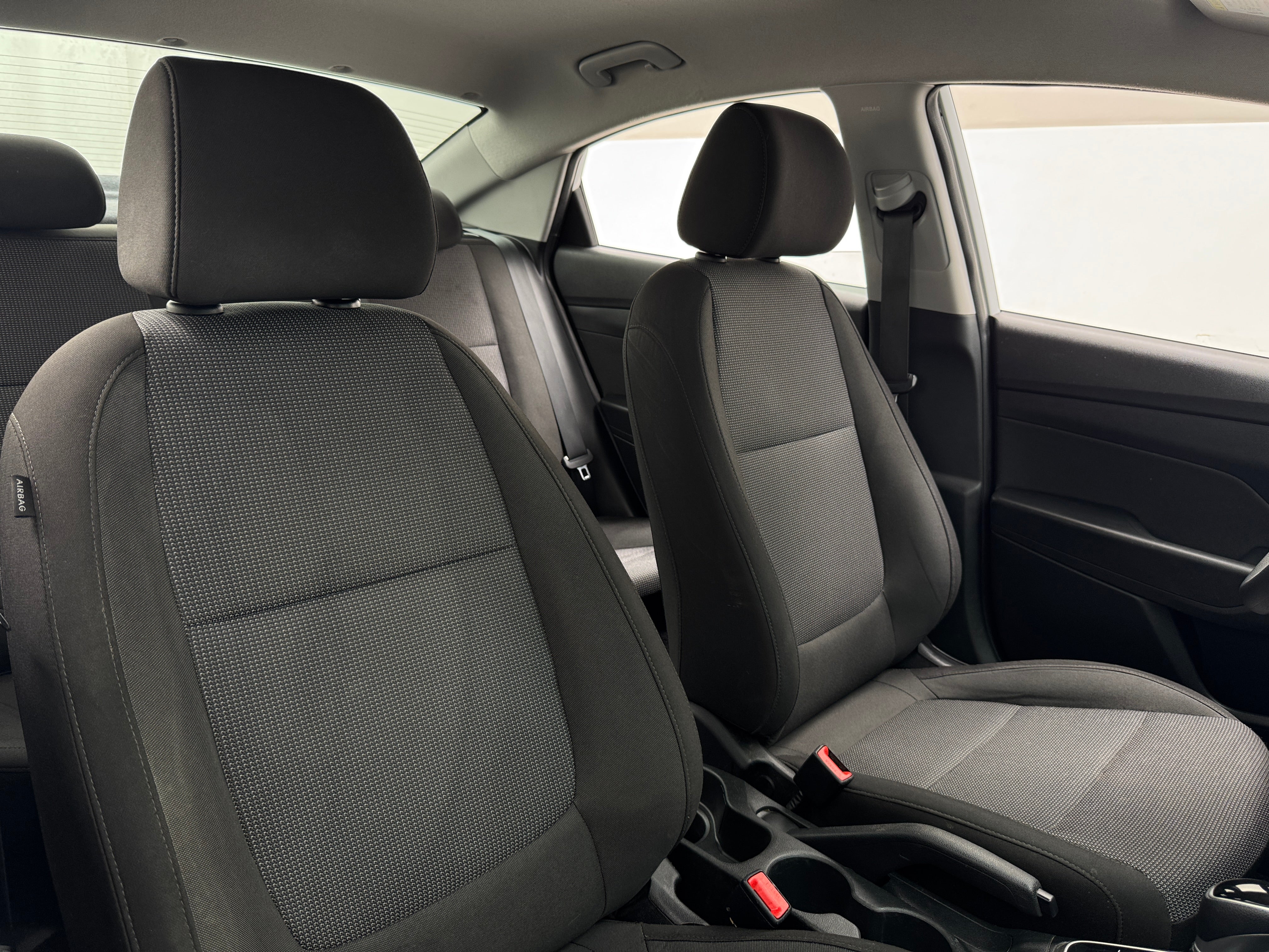 2022 Hyundai Accent SE 2