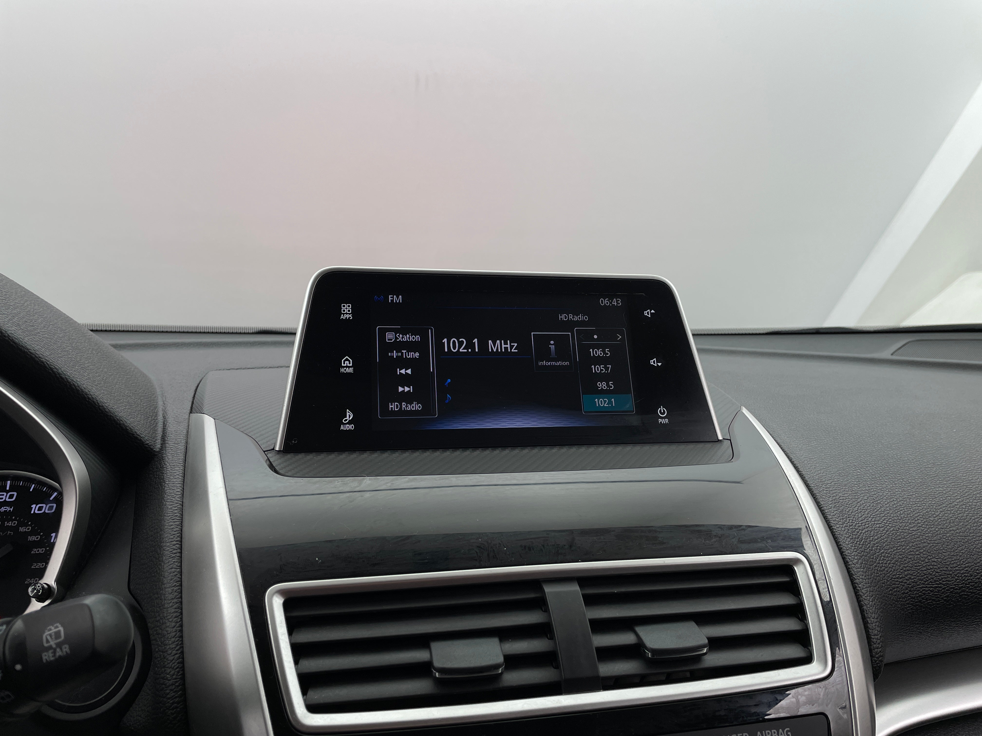 2019 Mitsubishi Eclipse Cross LE 4