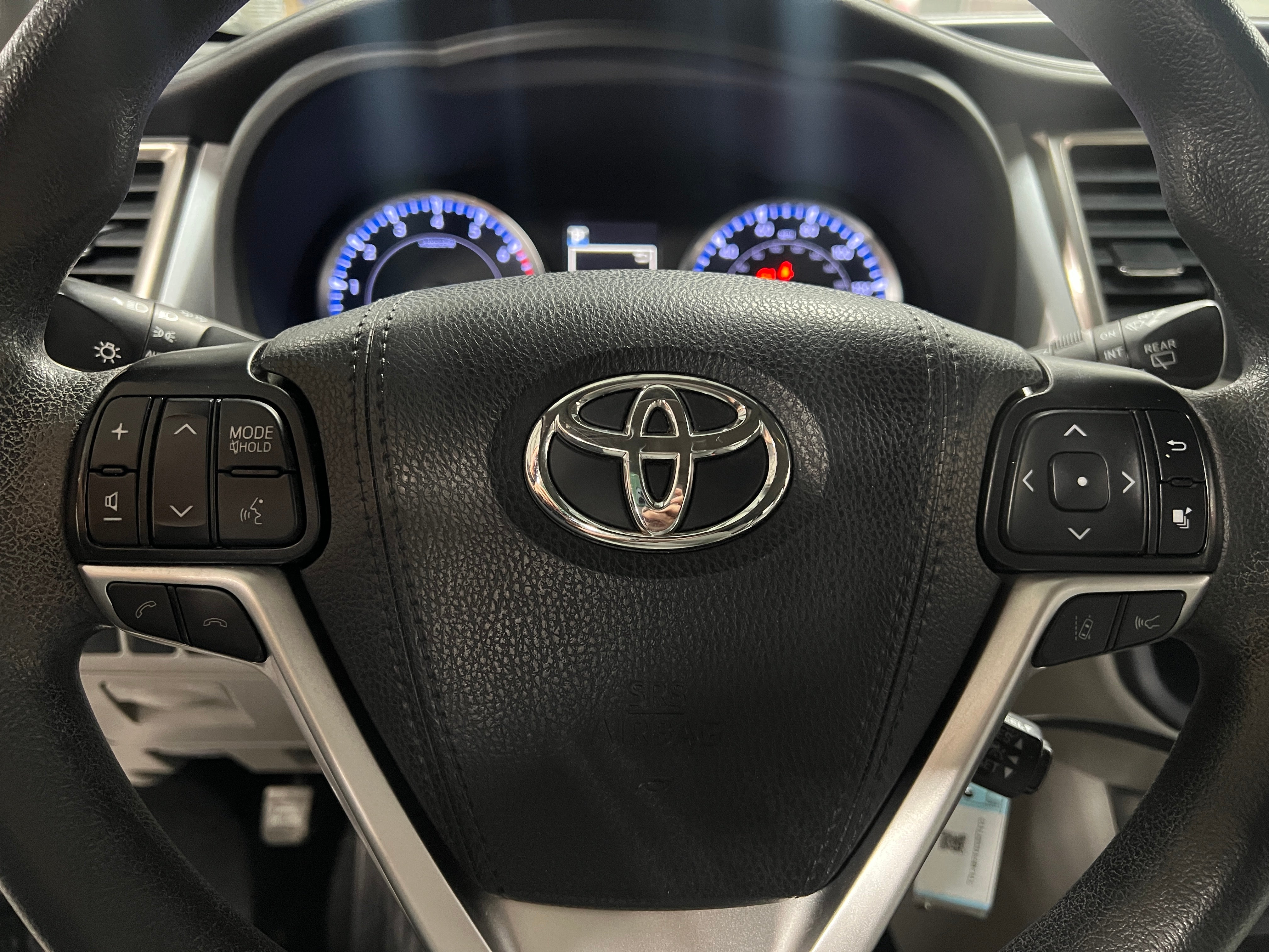 2019 Toyota Highlander LE 5