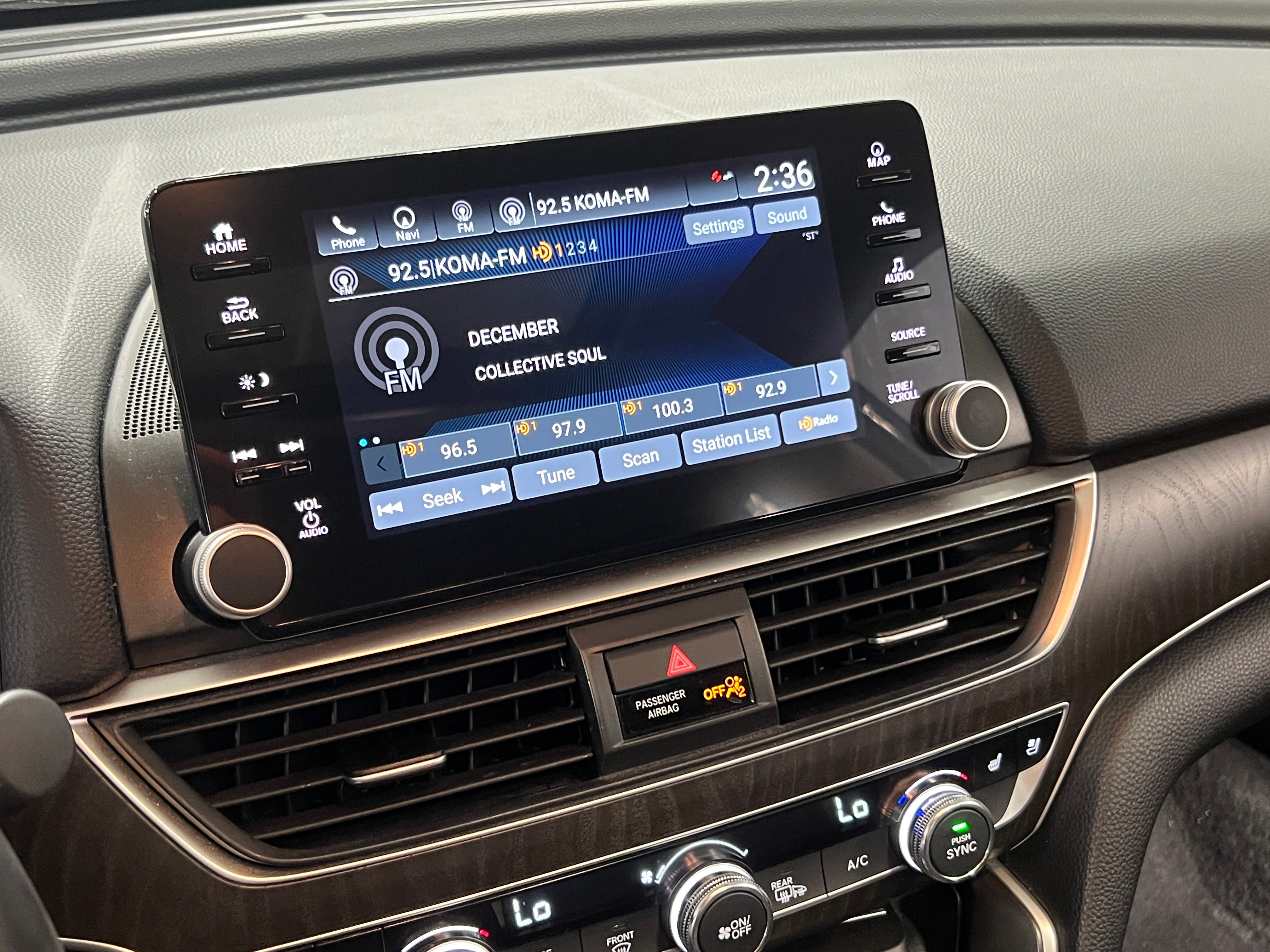 2021 Honda Accord Touring 3