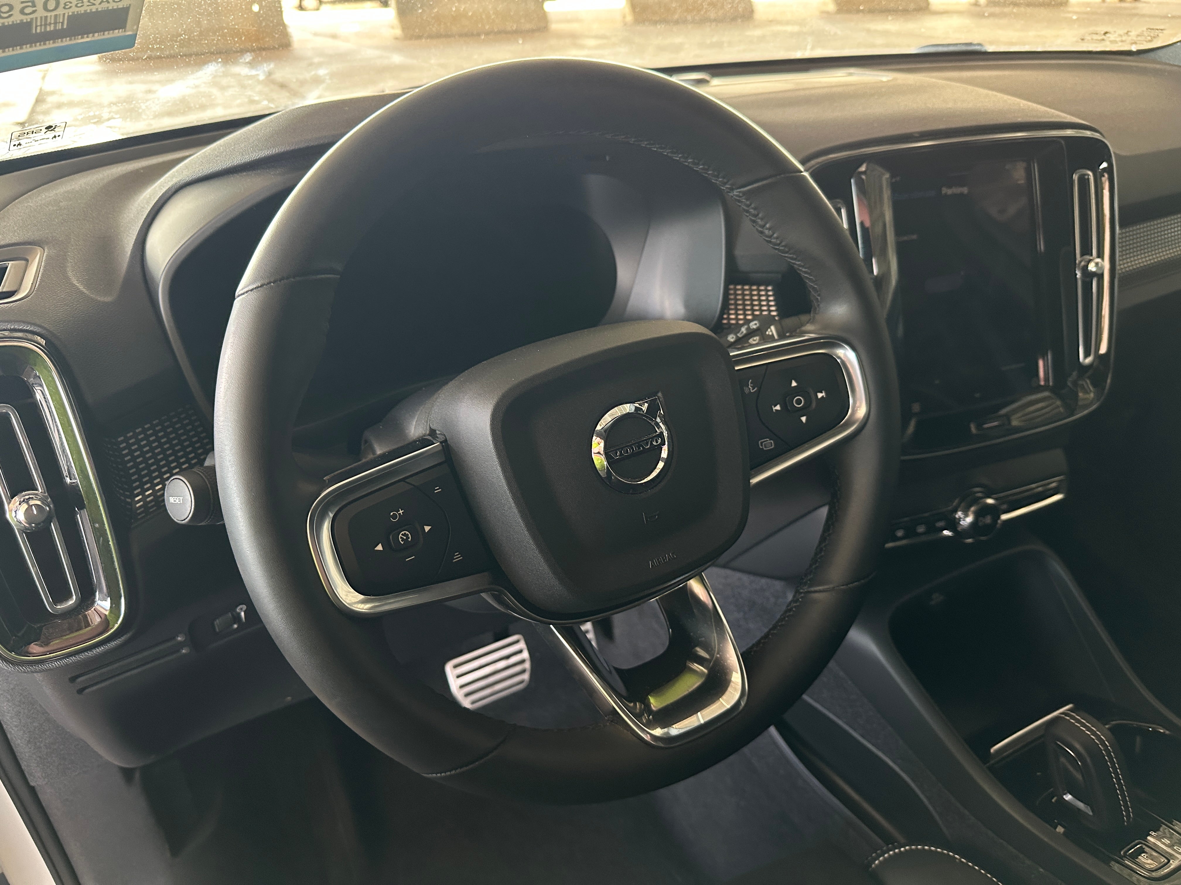 2022 Volvo XC40 Recharge Plus 4