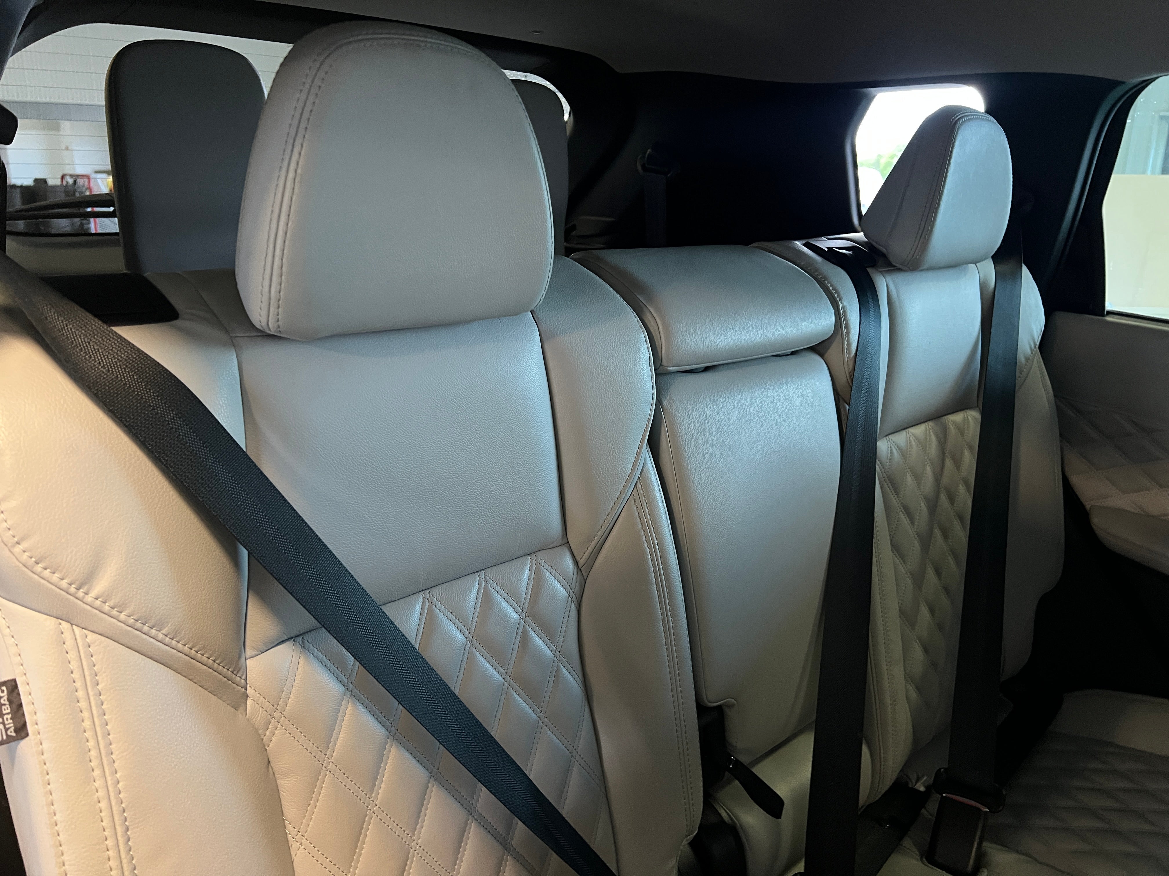 2022 Mitsubishi Outlander SEL 5