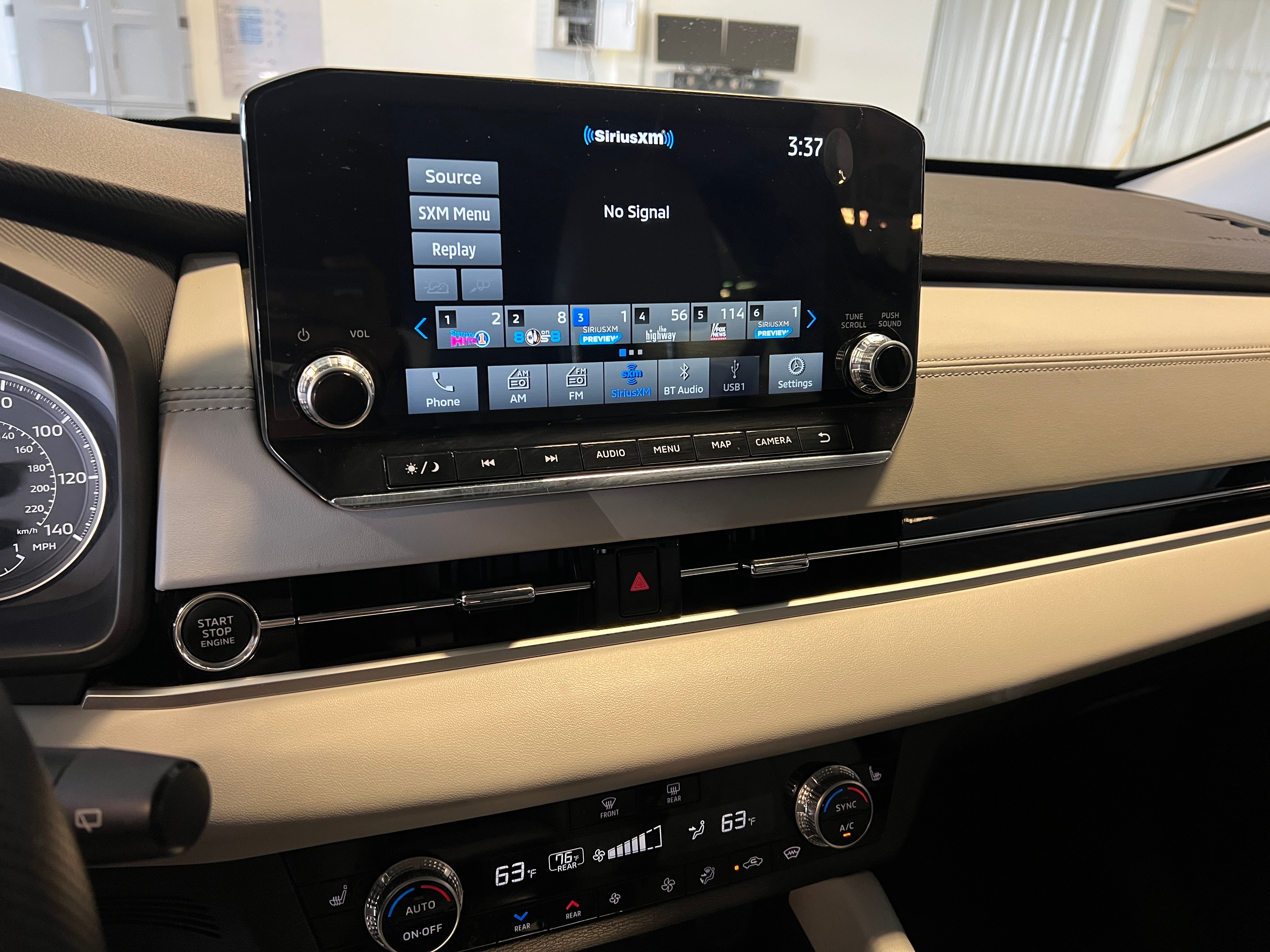 2022 Mitsubishi Outlander SEL 3