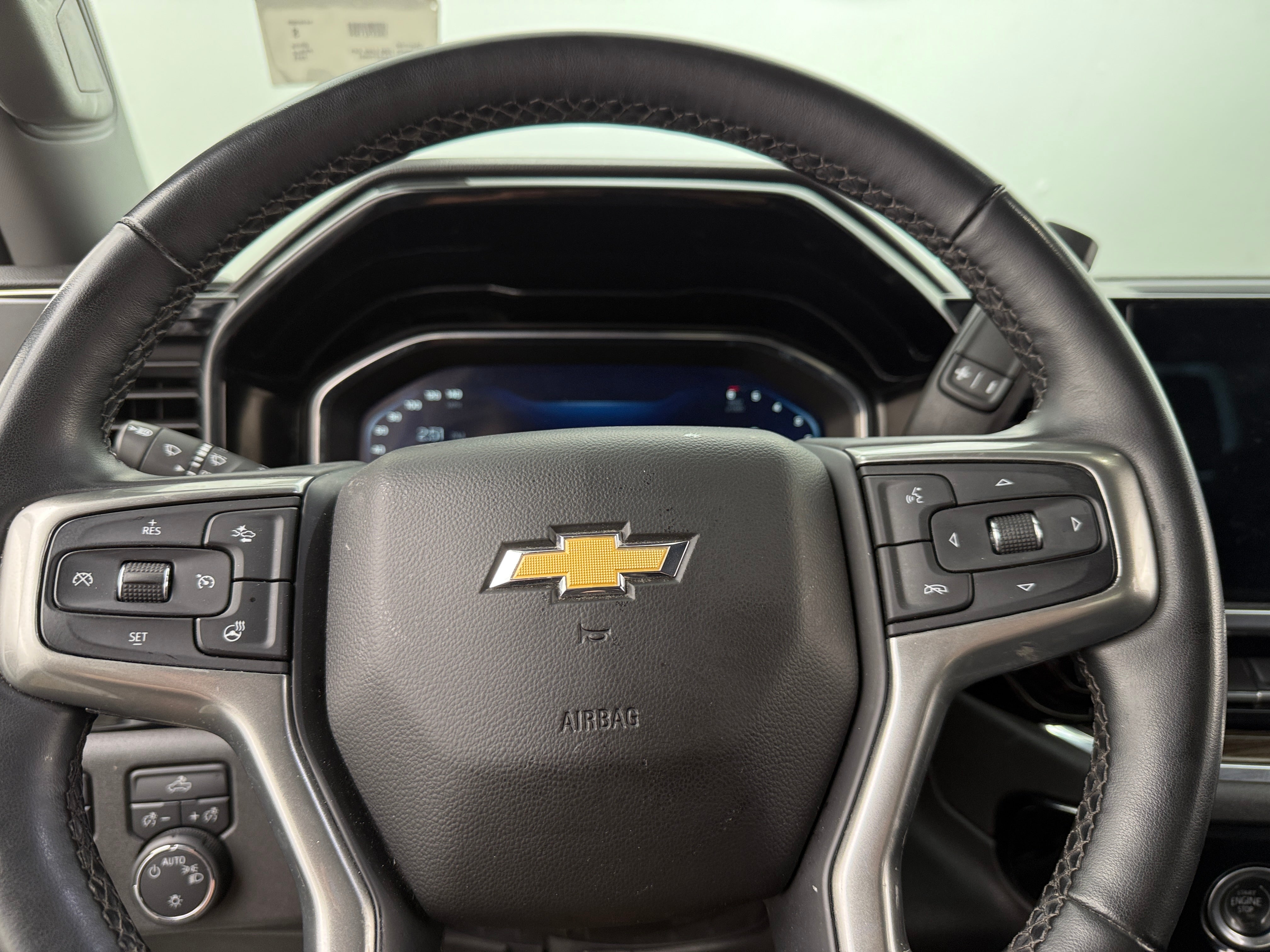 2023 Chevrolet Silverado 1500 LT 5