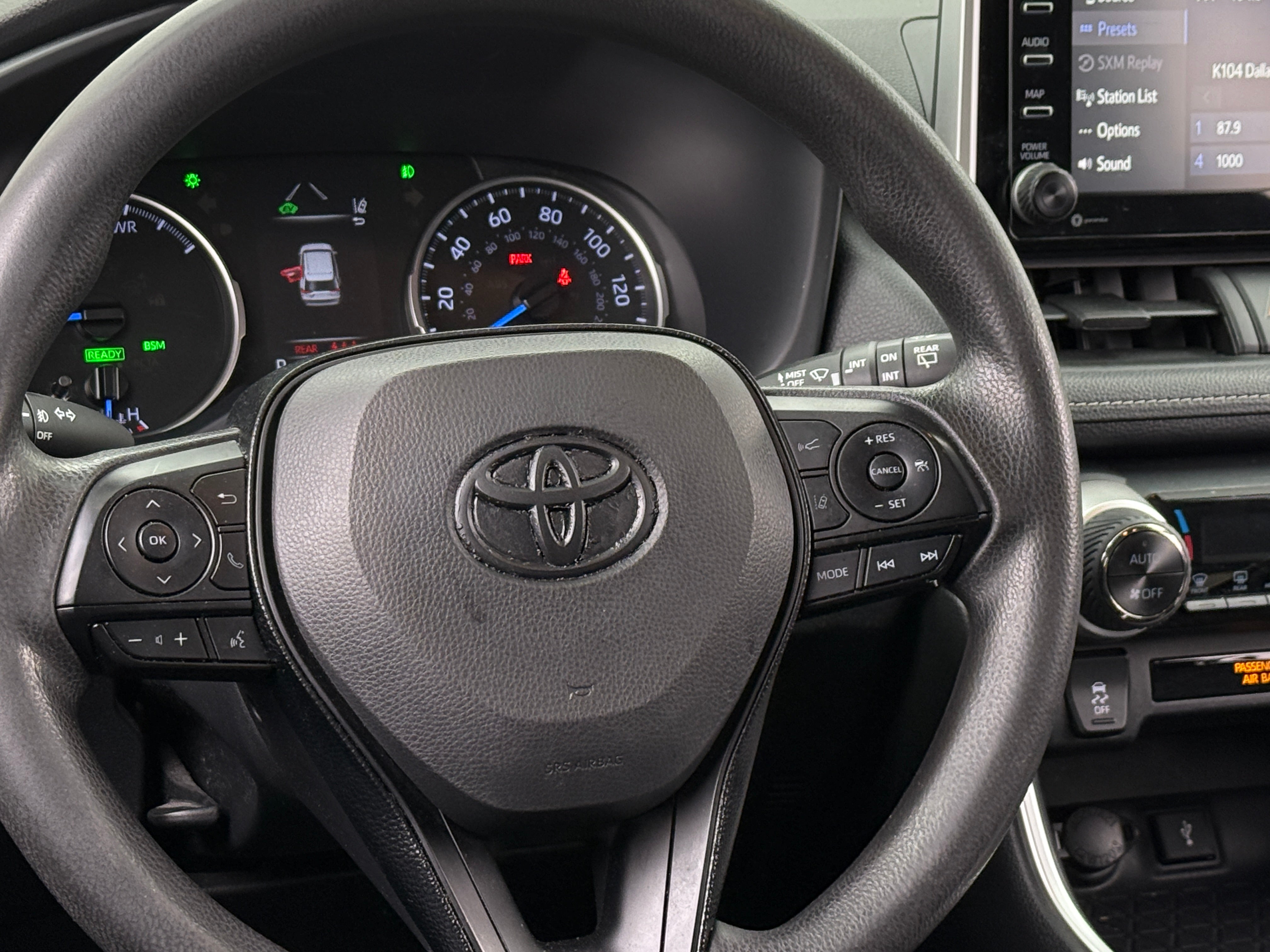 2021 Toyota RAV4 XLE 5