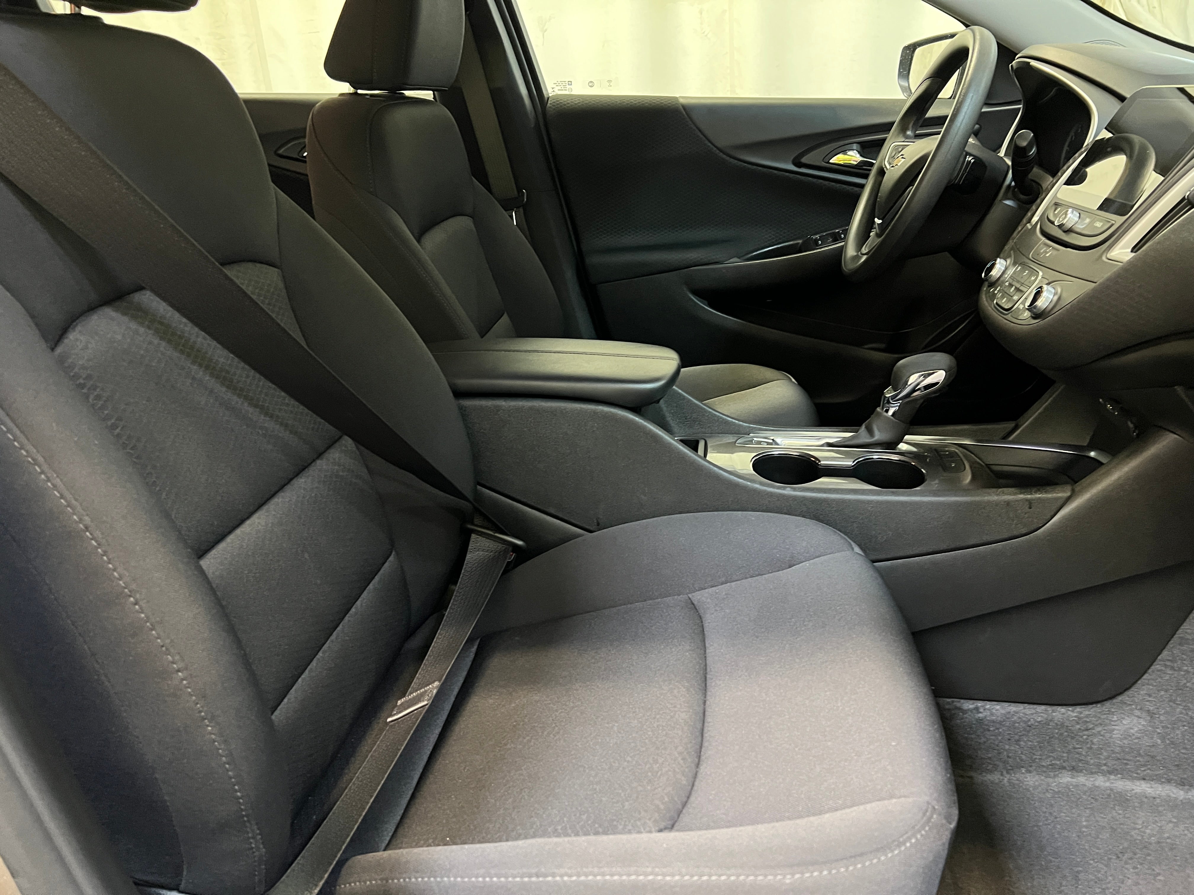 2024 Chevrolet Malibu LT 2