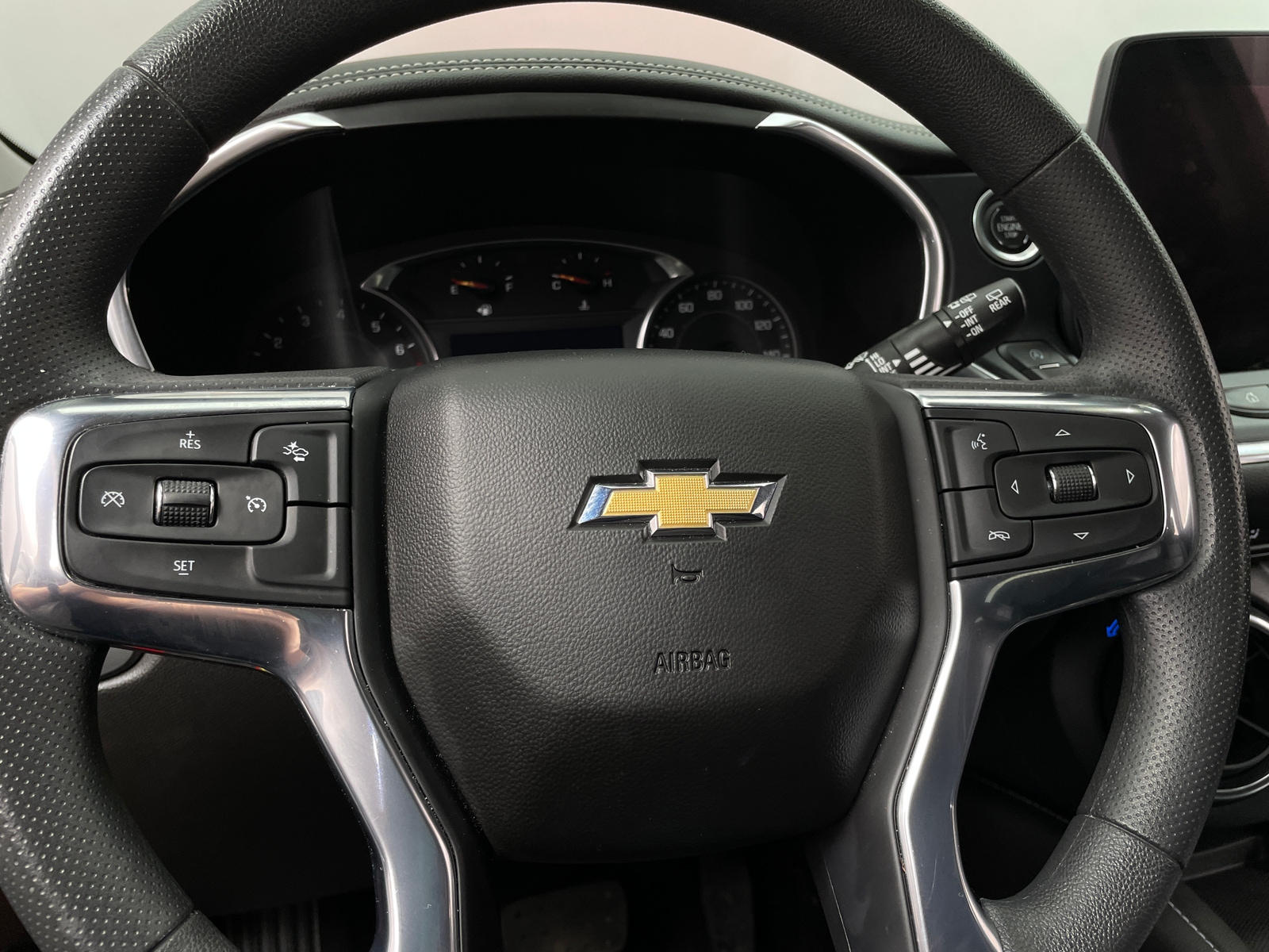 Thumbnail: 2023 Chevrolet Blazer - 5