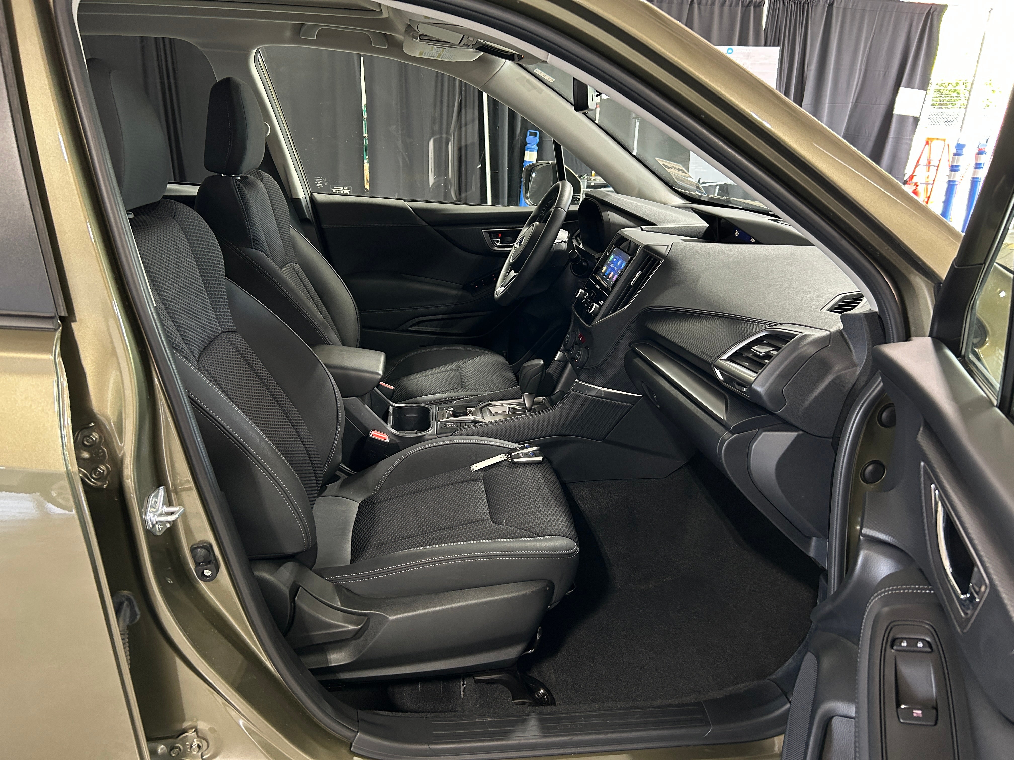 2024 Subaru Forester Premium 2