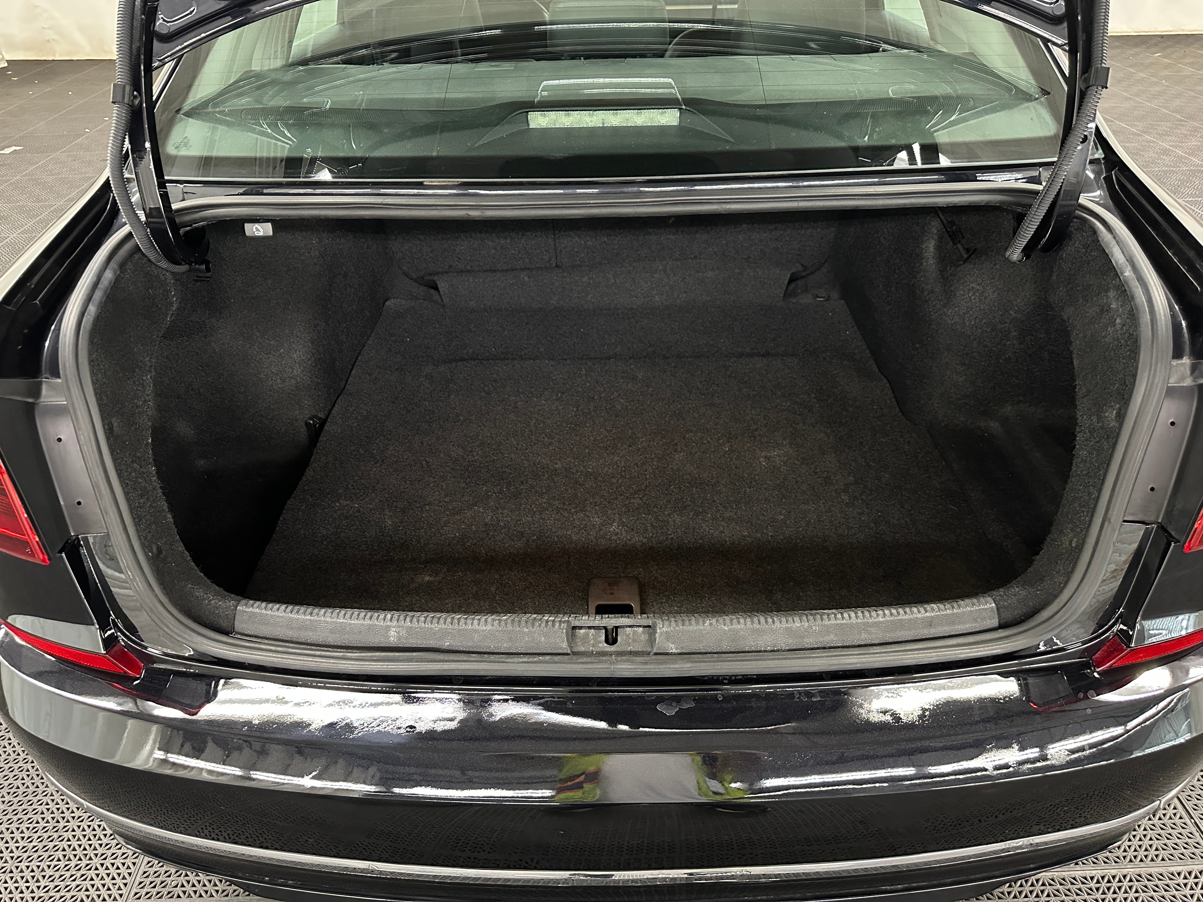 2017 Volkswagen Passat R-Line 7