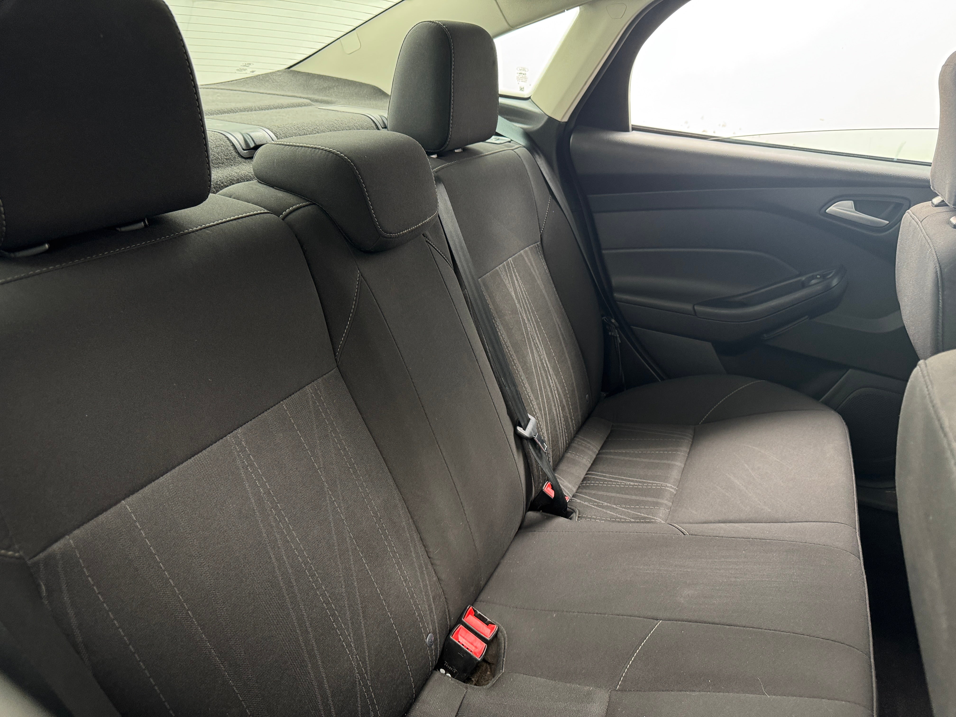 2016 Ford Focus SE 6