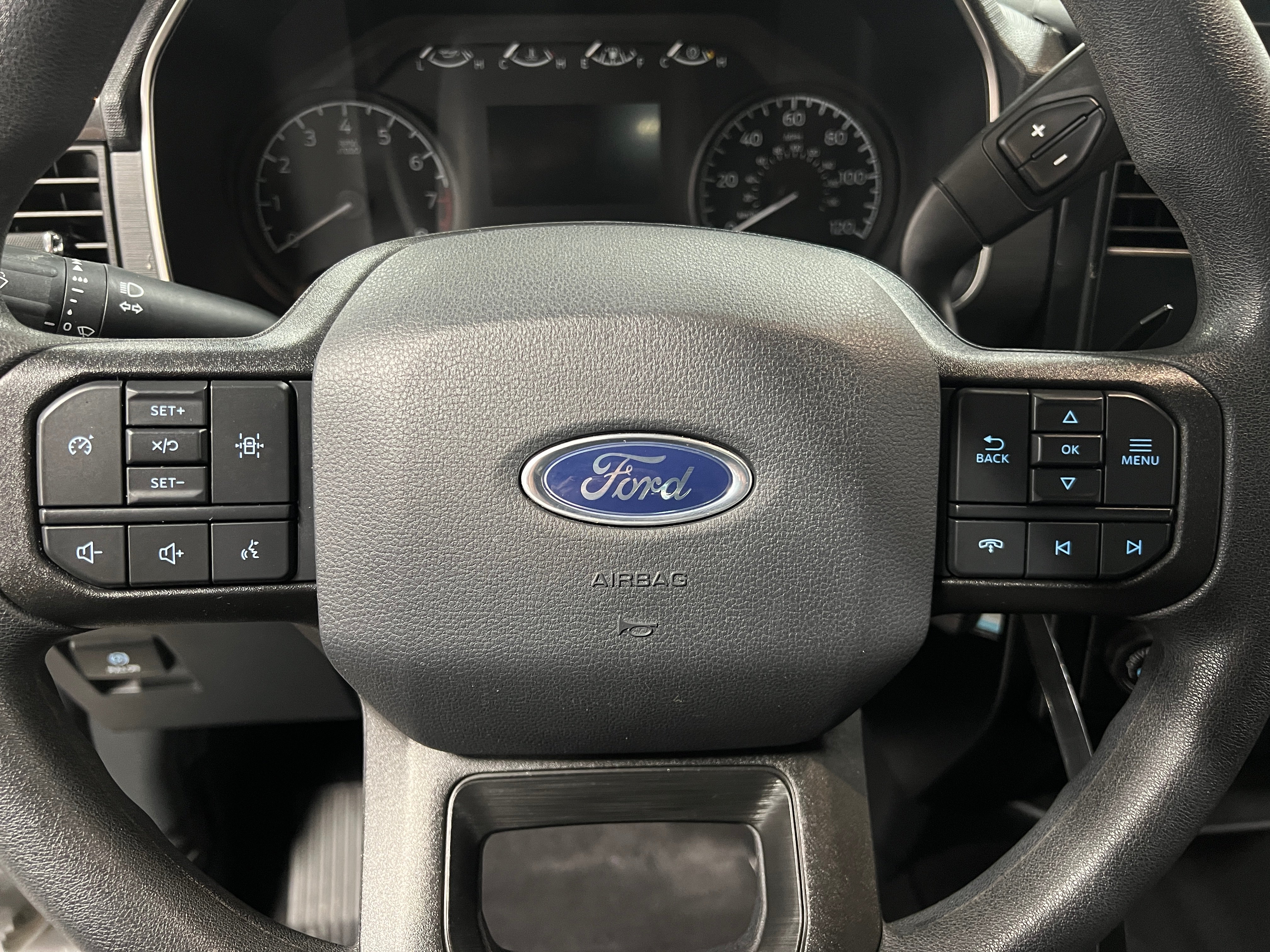 2023 Ford Econoline E-150 5