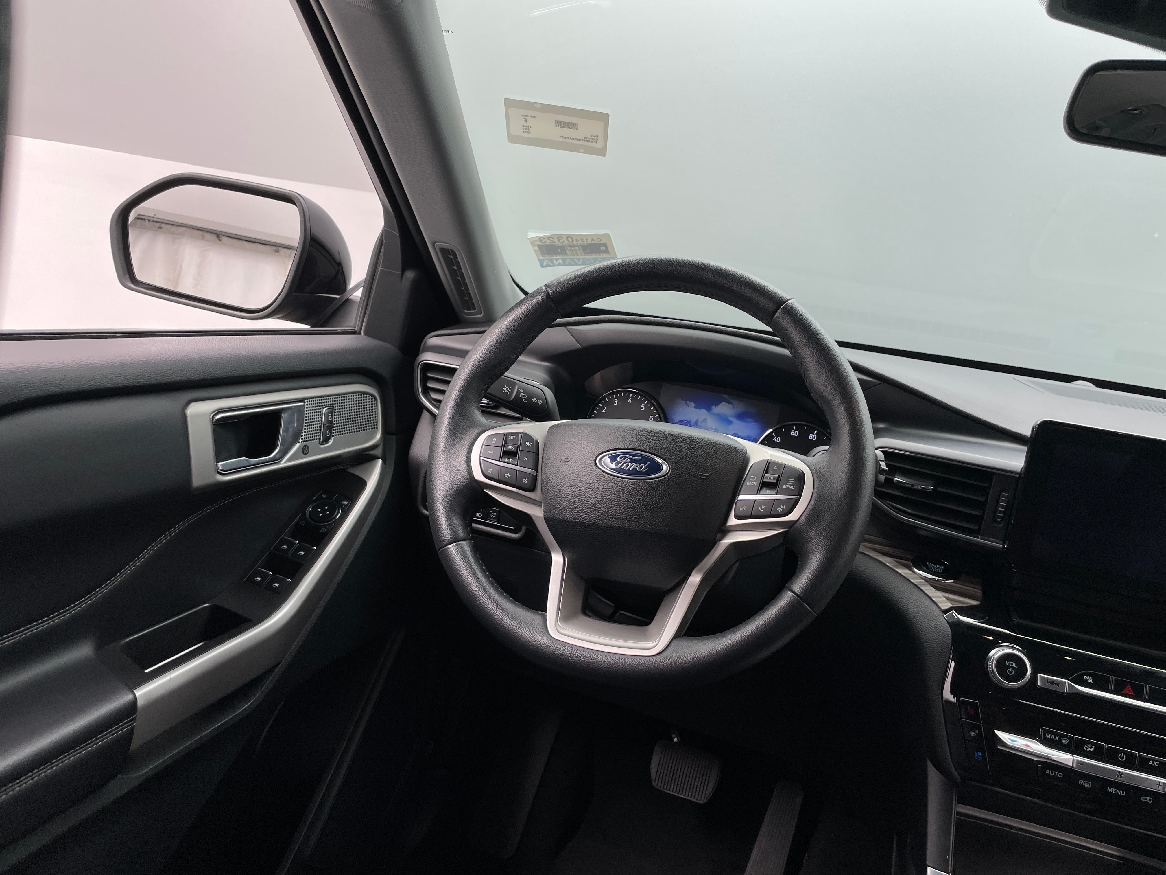 2024 Ford Explorer Limited 4